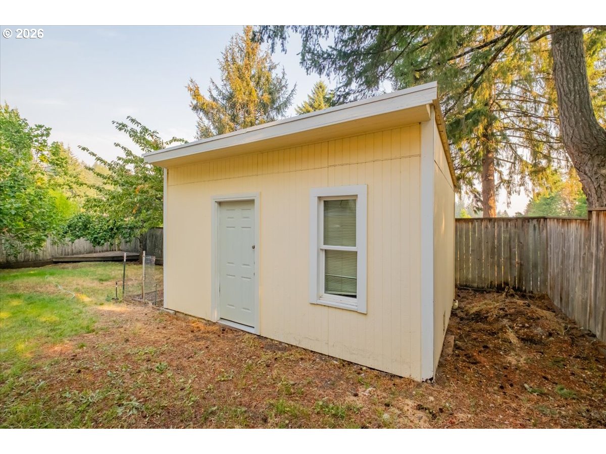 515 Fulvue Dr Property Photo 32