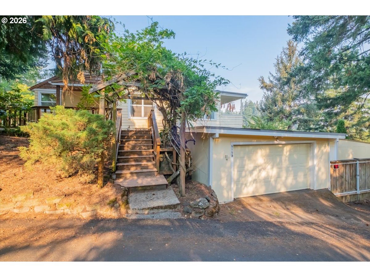 515 Fulvue Dr Property Photo 34