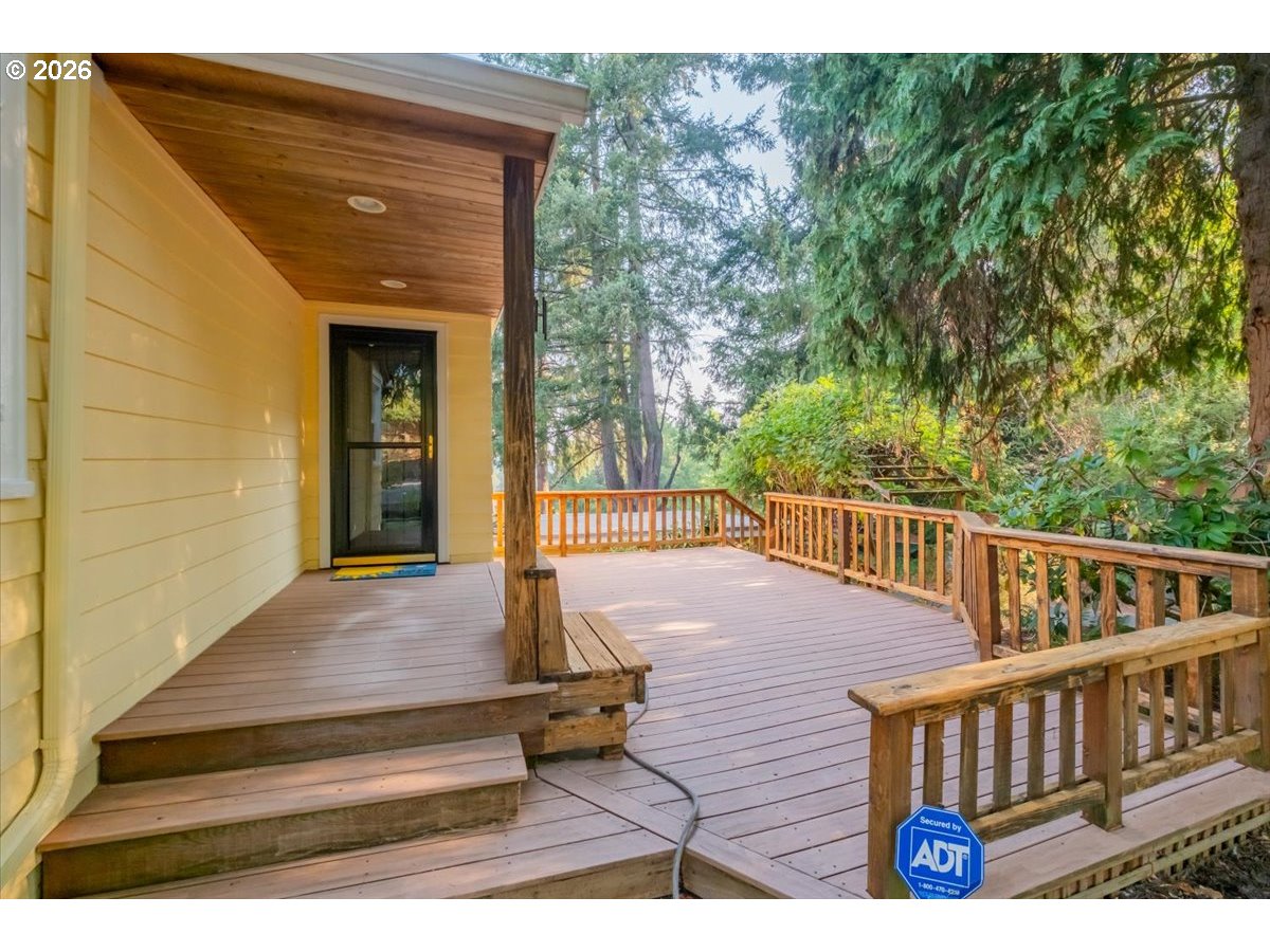 515 Fulvue Dr Property Photo 35
