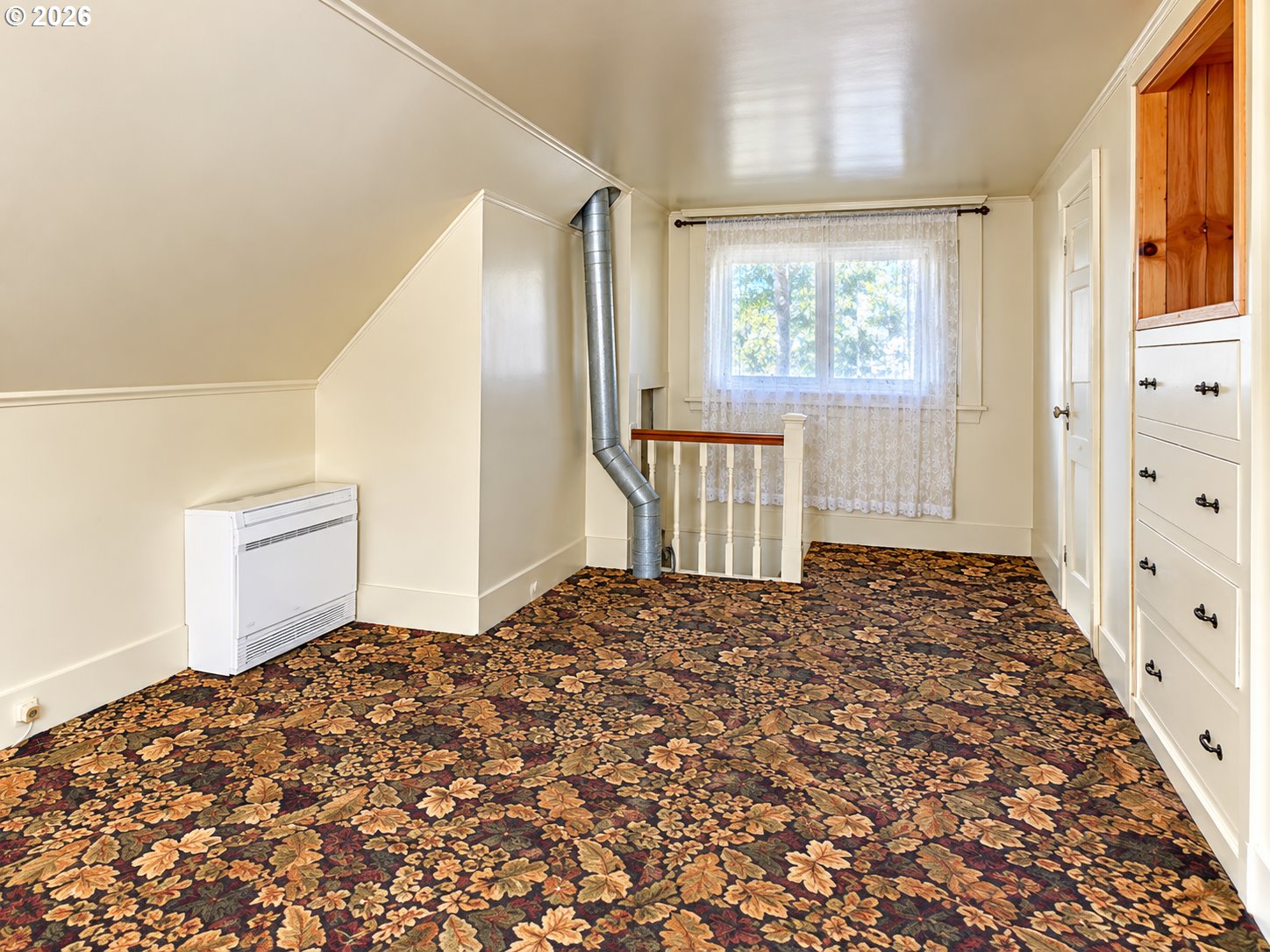 1613 2nd St Property Photo 5