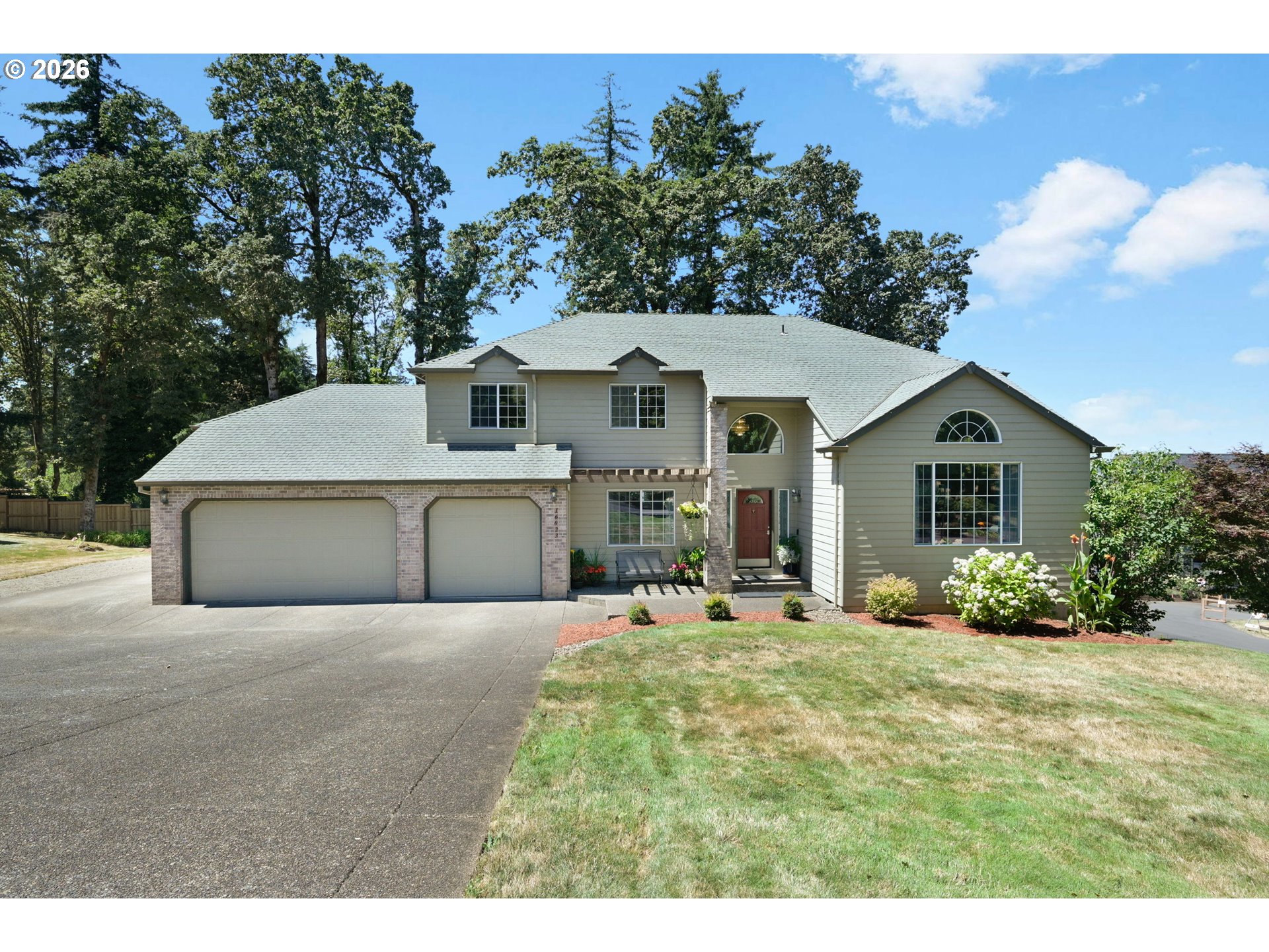 16023 Trail Dr Property Photo 1