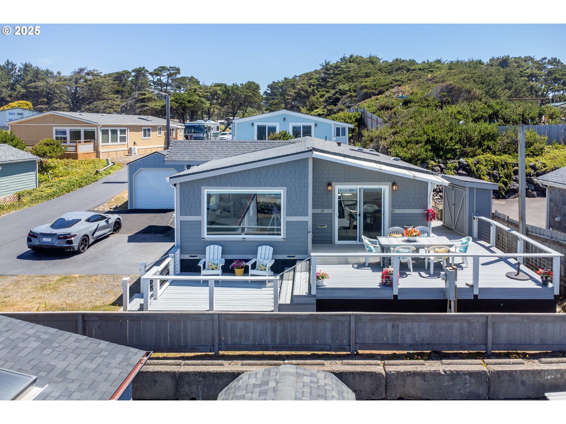 4875 N Highway 101 Property Photo 10