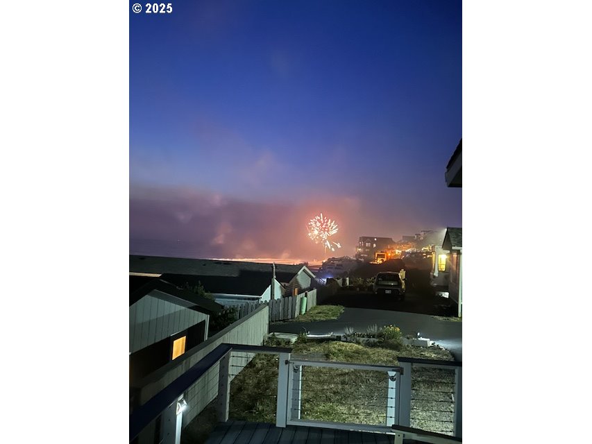 4875 N Highway 101 Property Photo 14
