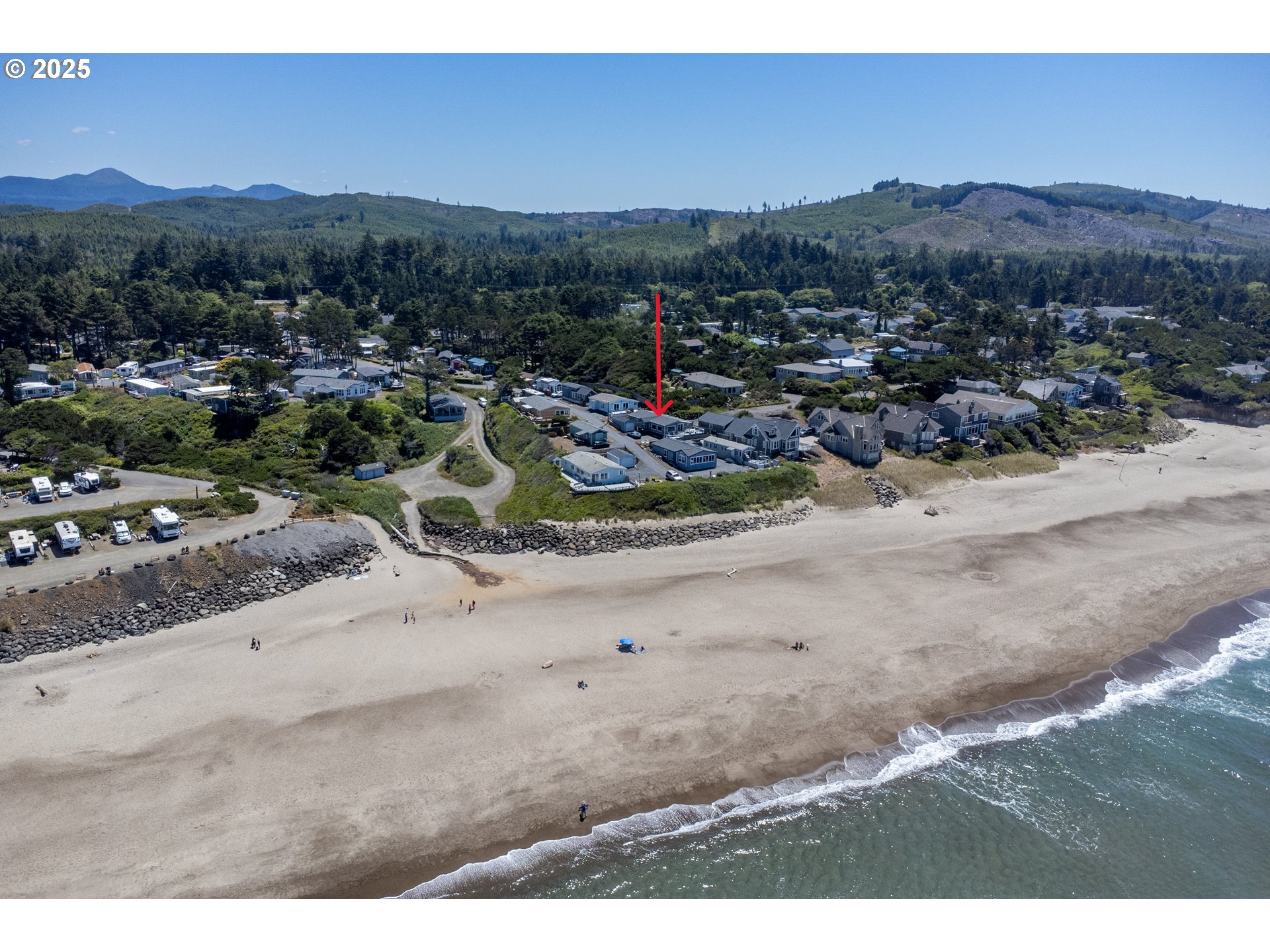 4875 N Highway 101 Property Photo 32