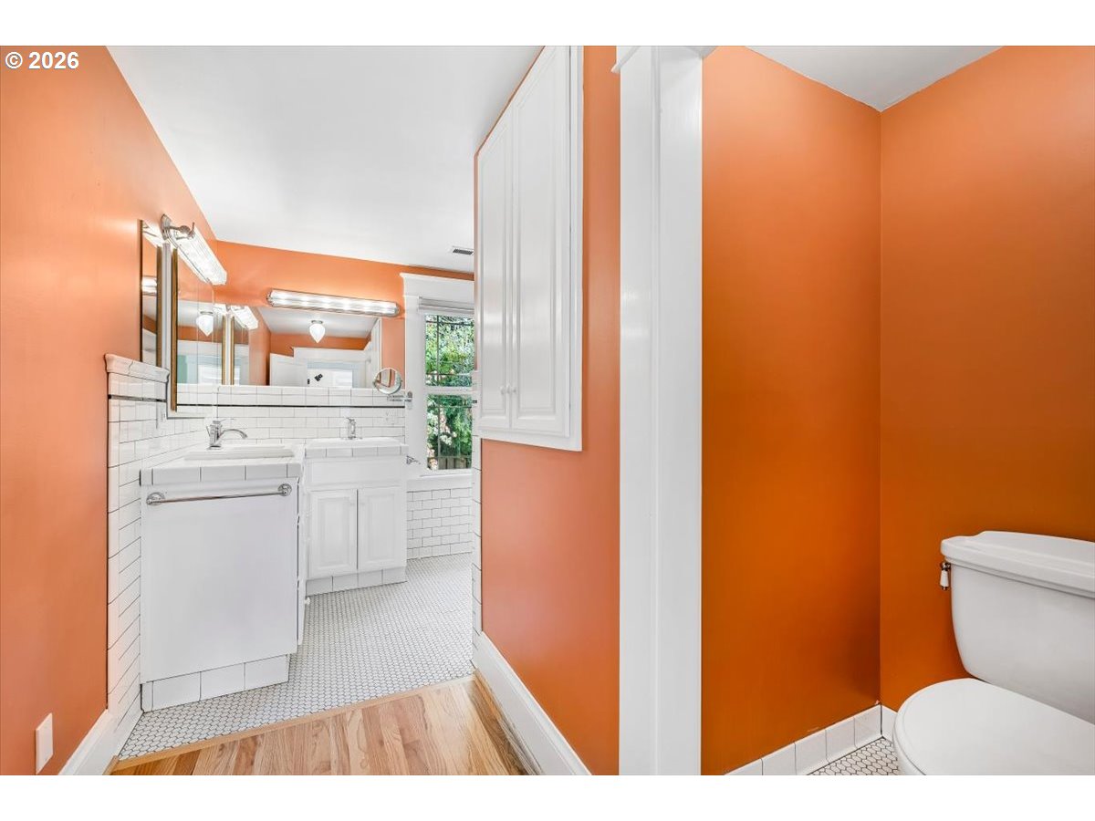 944 Se Sherrett St Property Photo 23