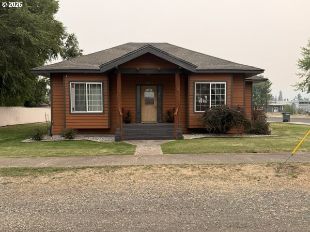 1390 Alder St Property Photo 1