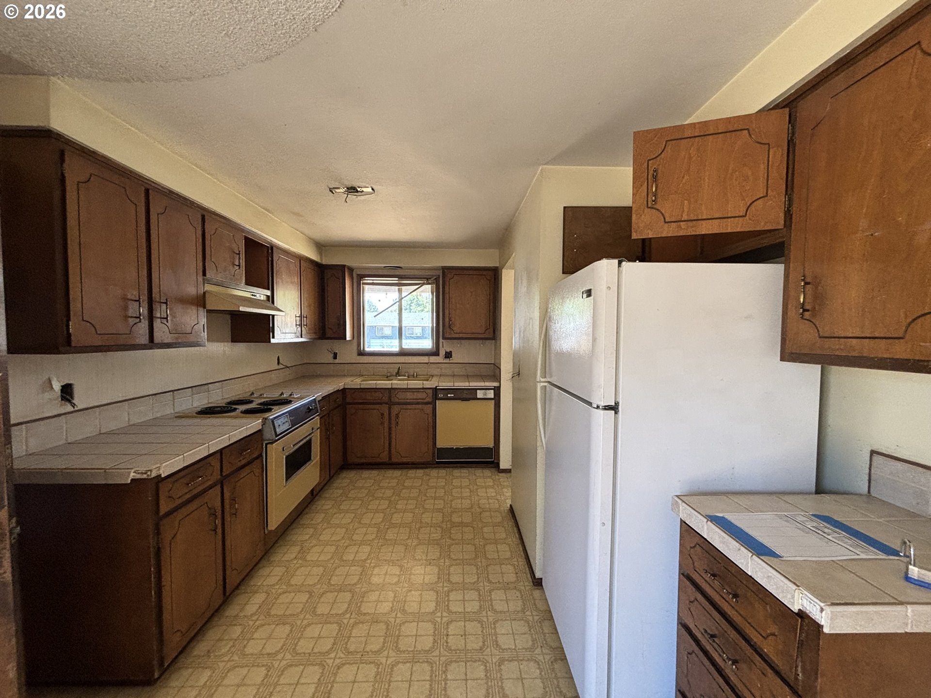 1164 Elizabeth St Property Photo 7