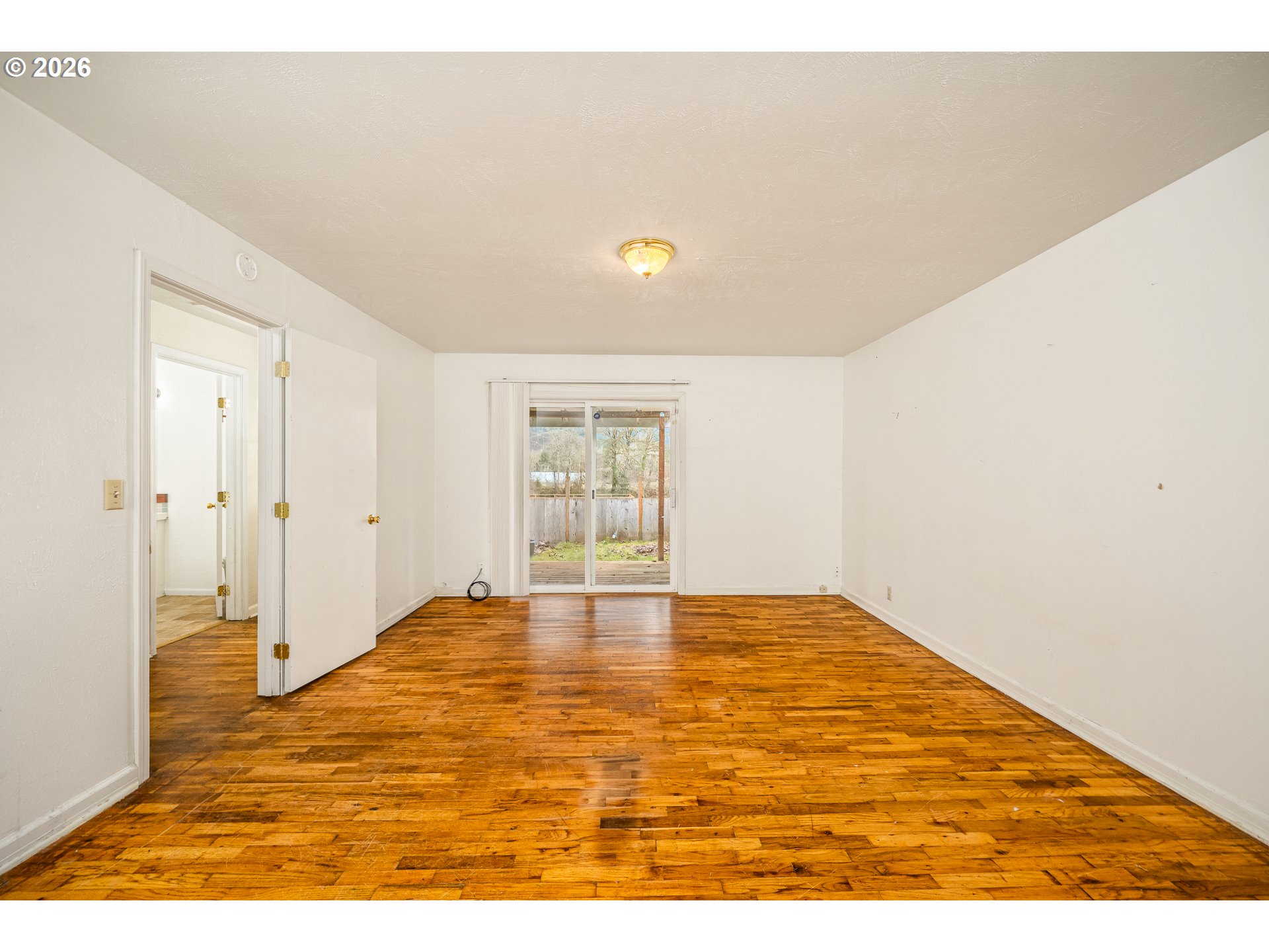 92133 Marcola Rd Property Photo 15