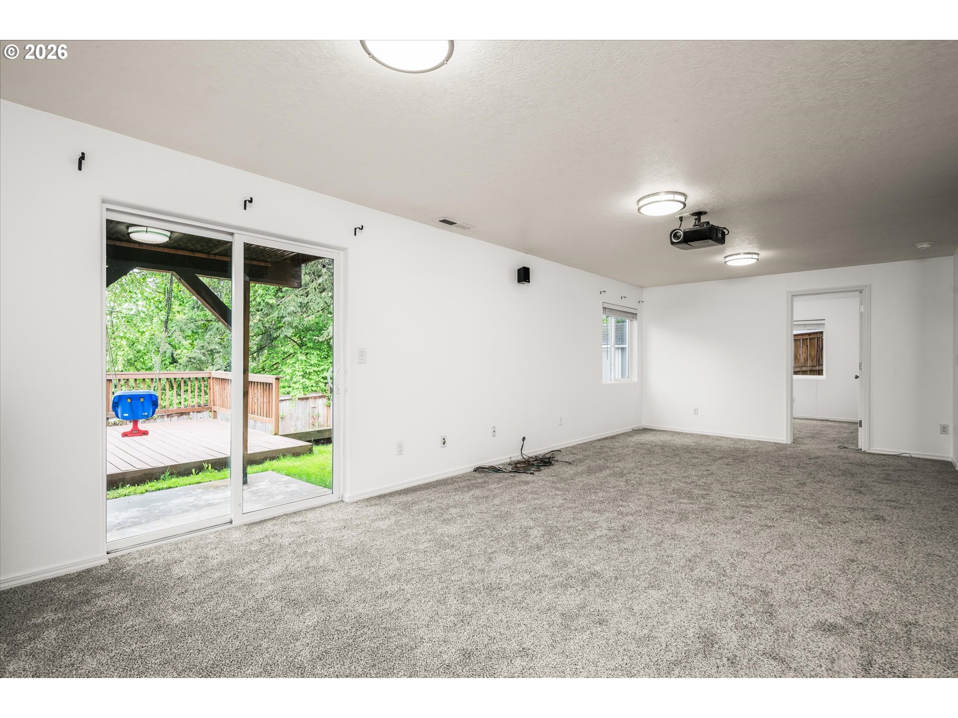 553 S 48th Pl Property Photo 16