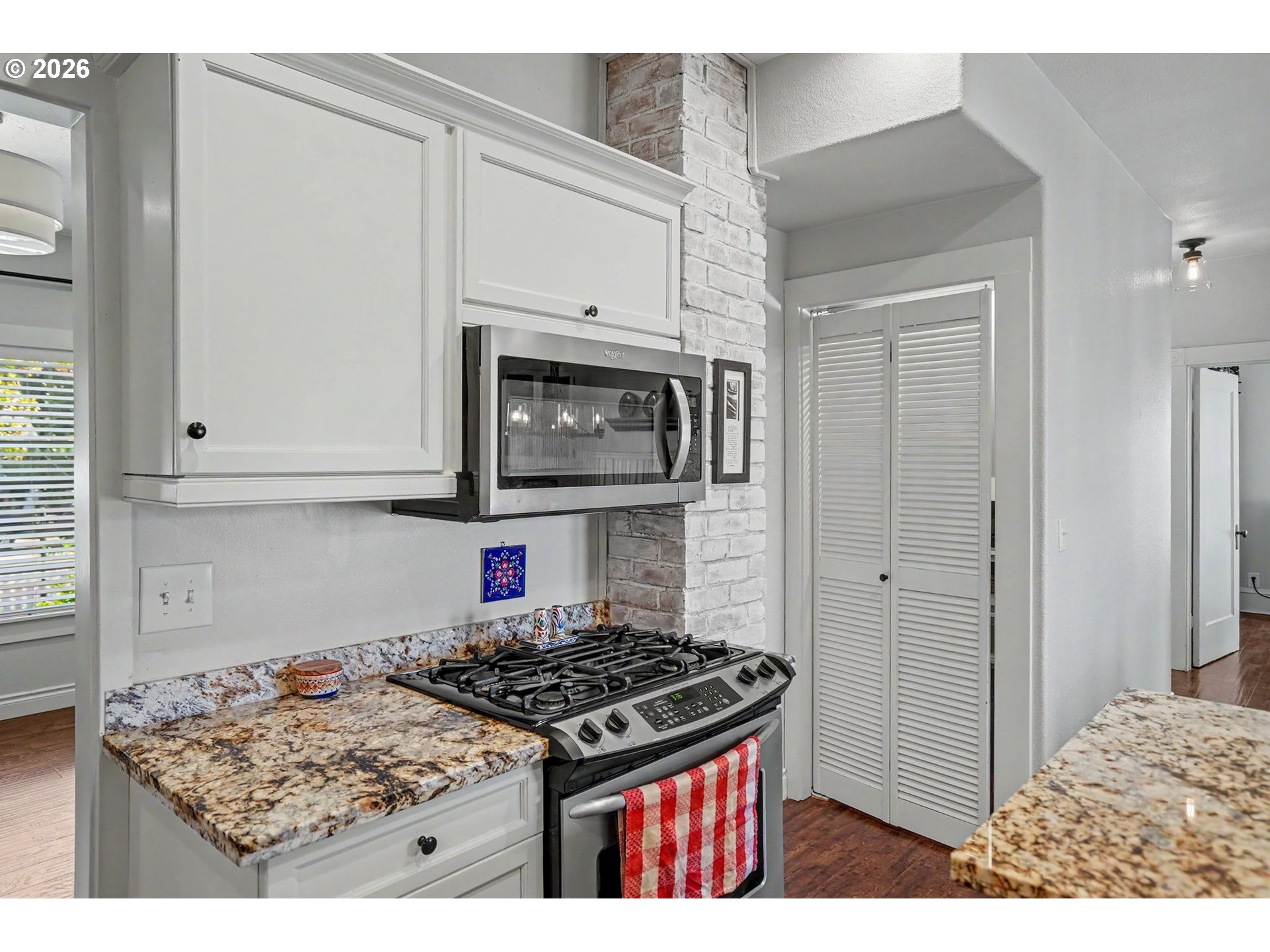 914 Pine St Property Photo 19