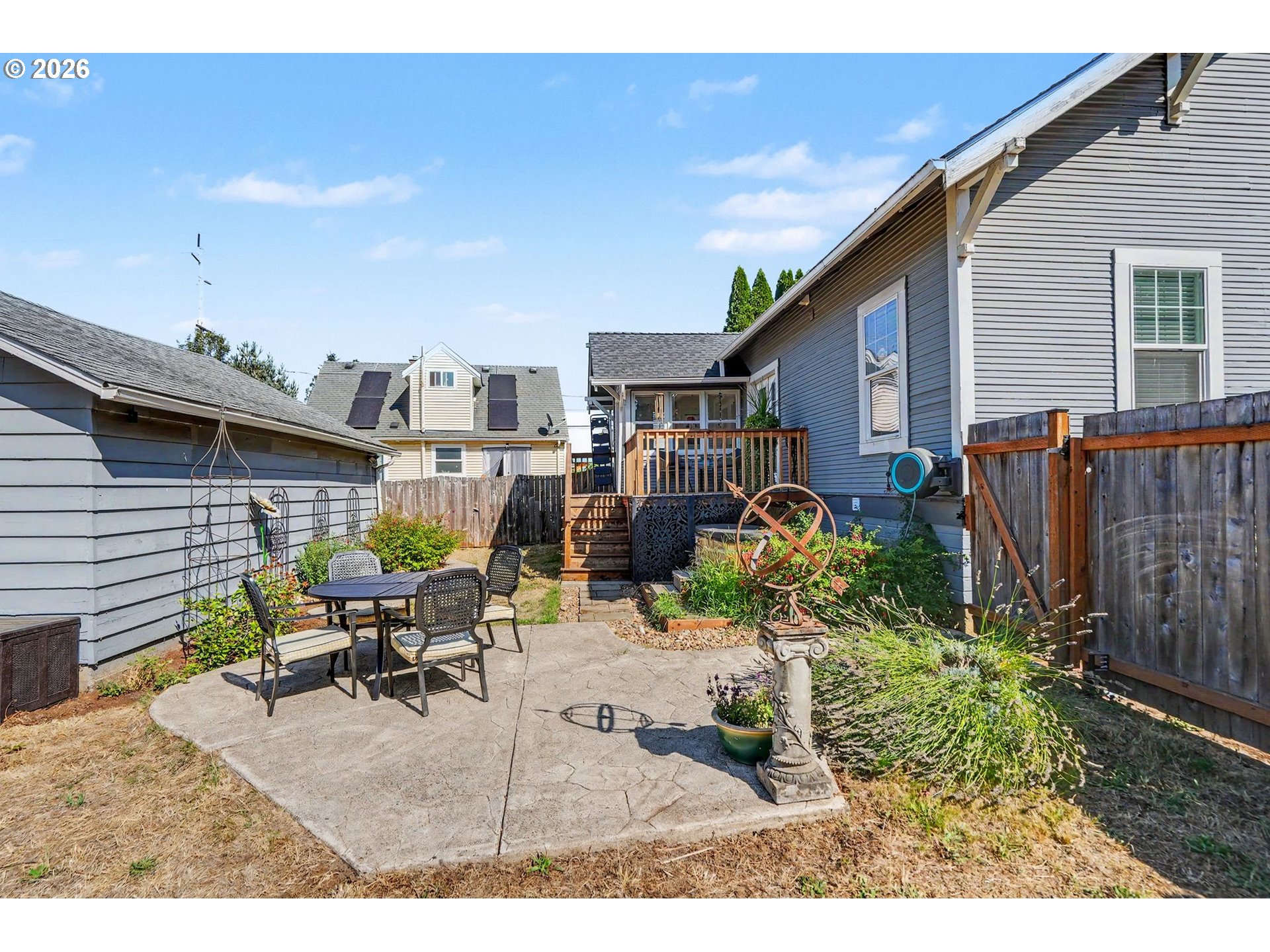 914 Pine St Property Photo 39