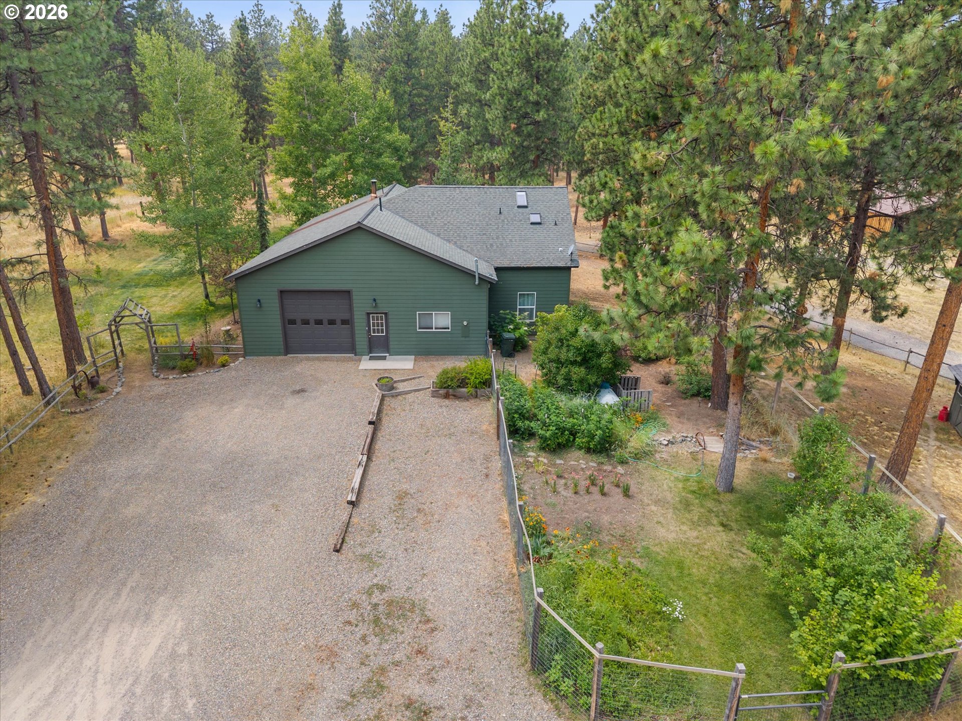 15365 Pine Creek Ln Property Photo 4