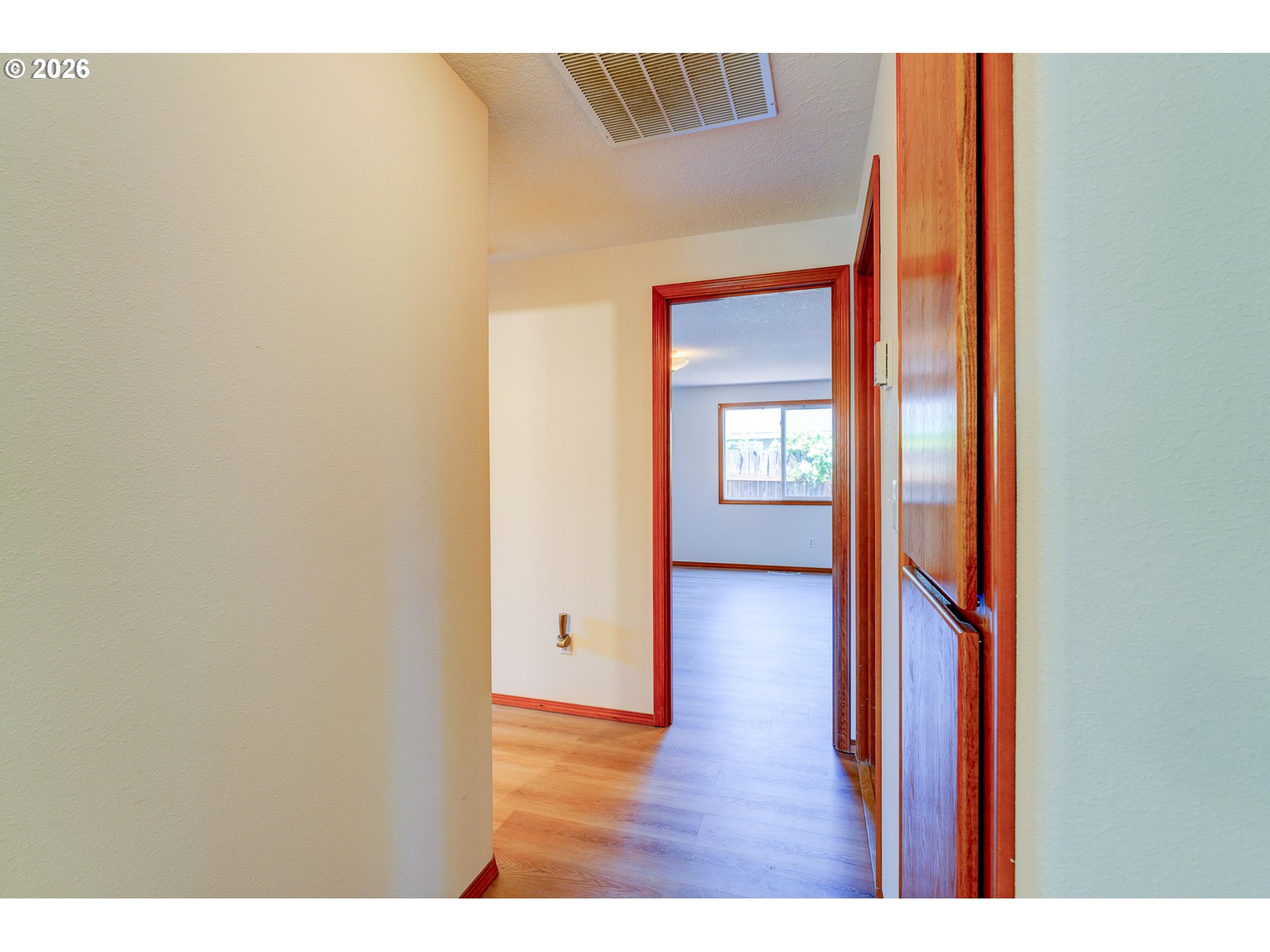 17440 Sw Stark St Property Photo 14