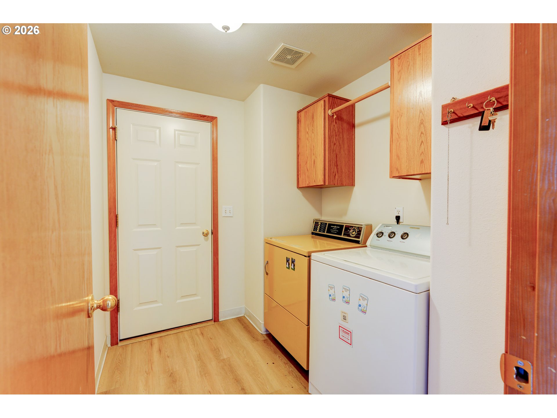 17440 Sw Stark St Property Photo 15