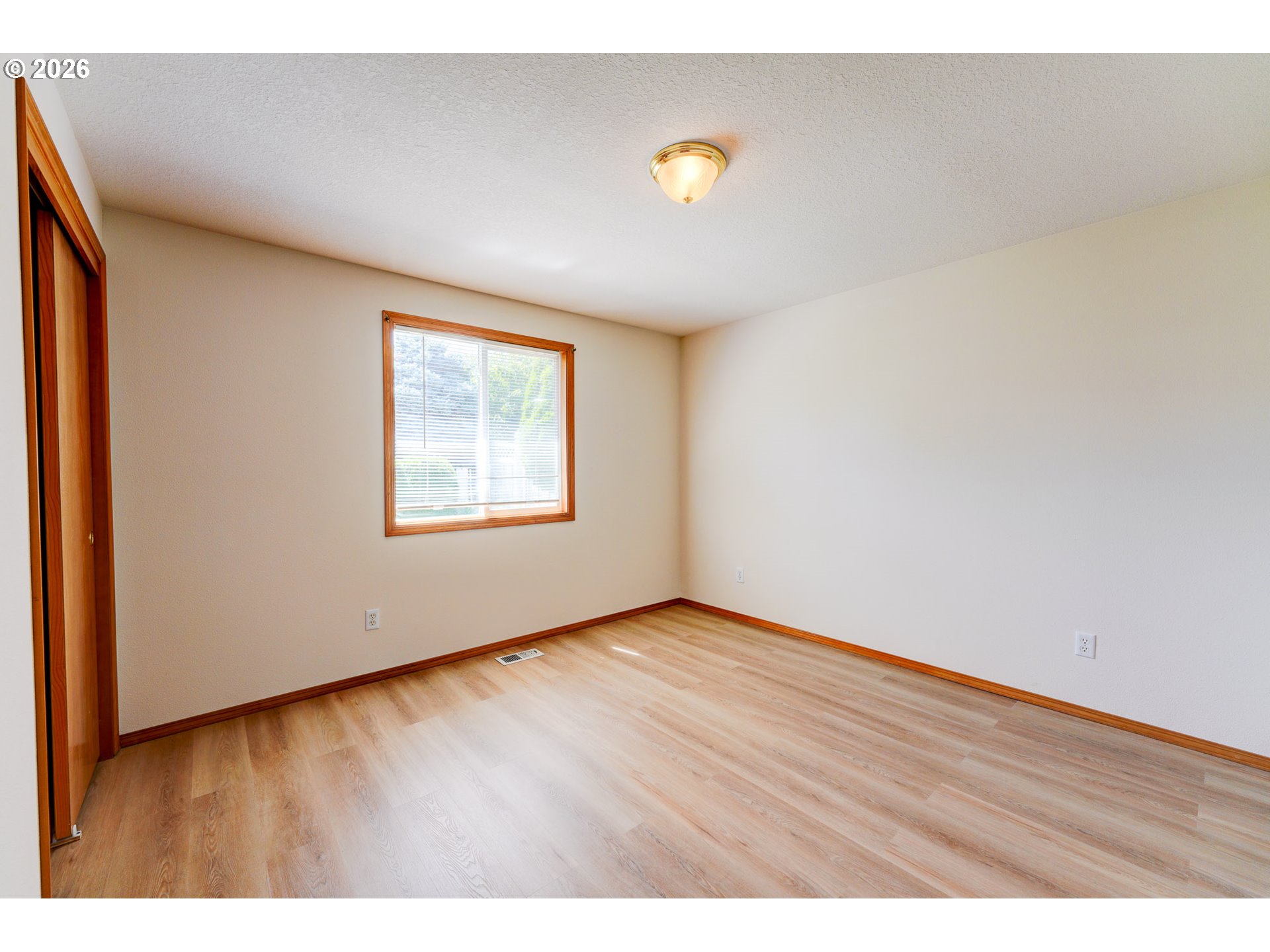 17440 Sw Stark St Property Photo 34