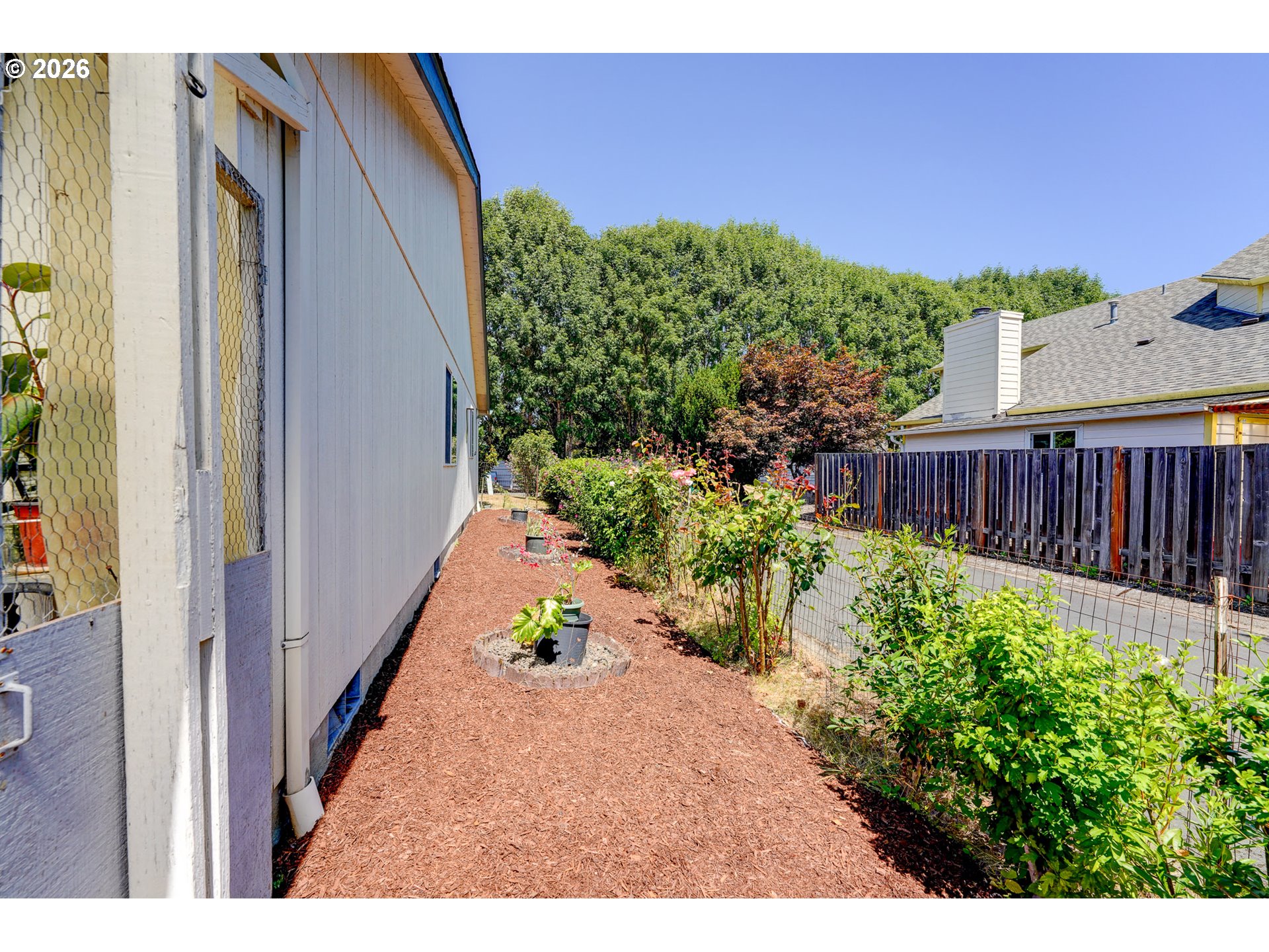 17440 Sw Stark St Property Photo 37