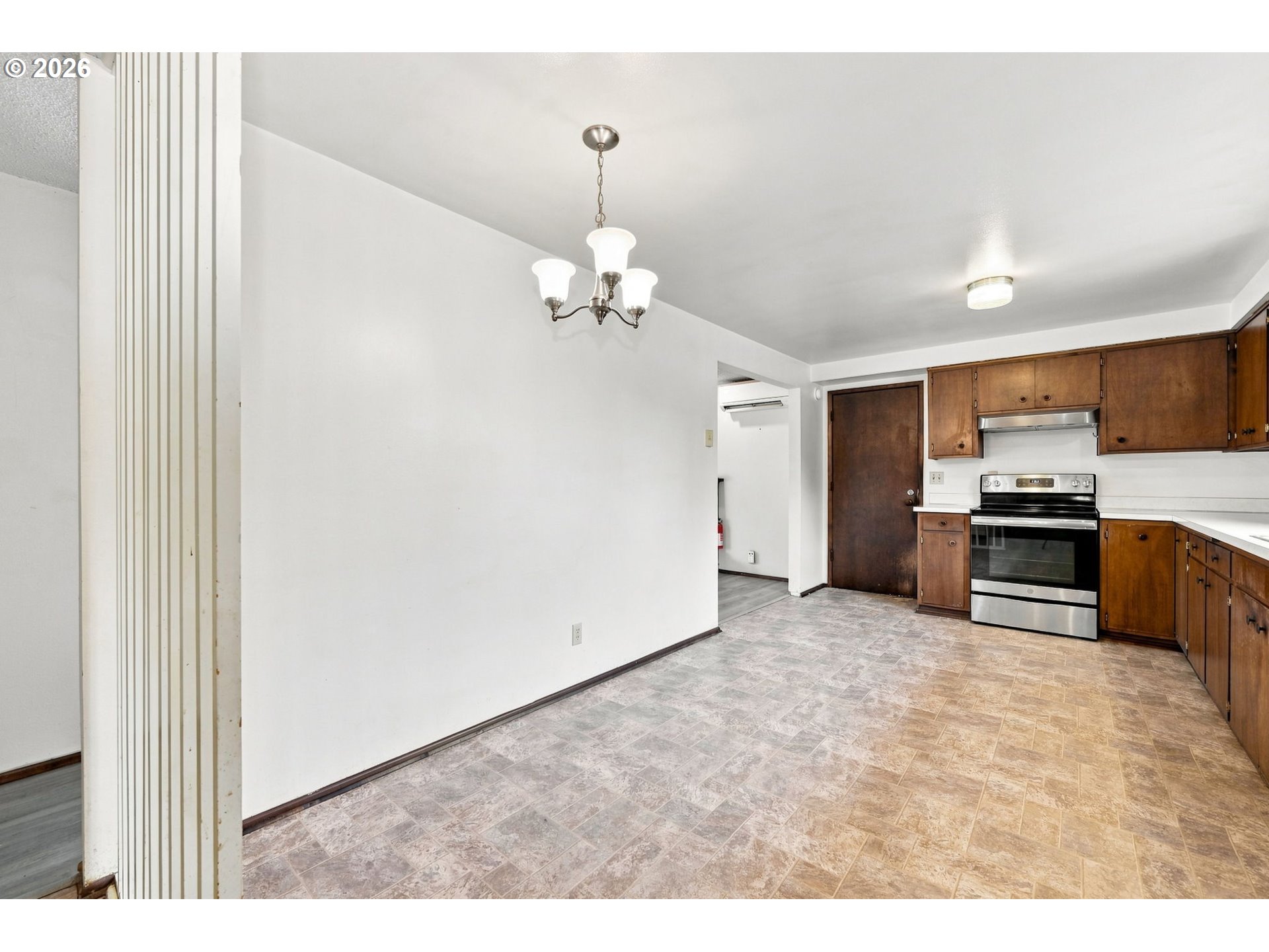 2040 Princeton Dr Property Photo 13