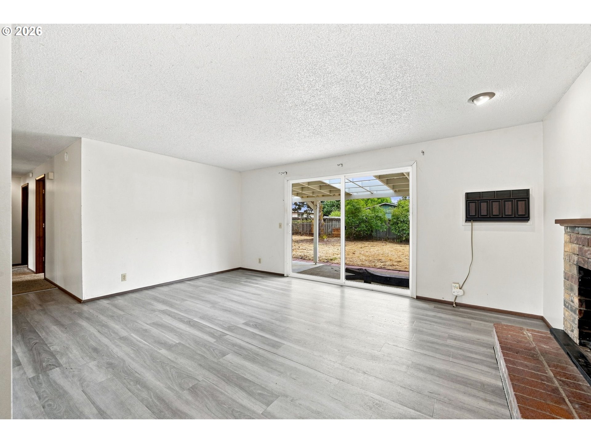 2040 Princeton Dr Property Photo 16