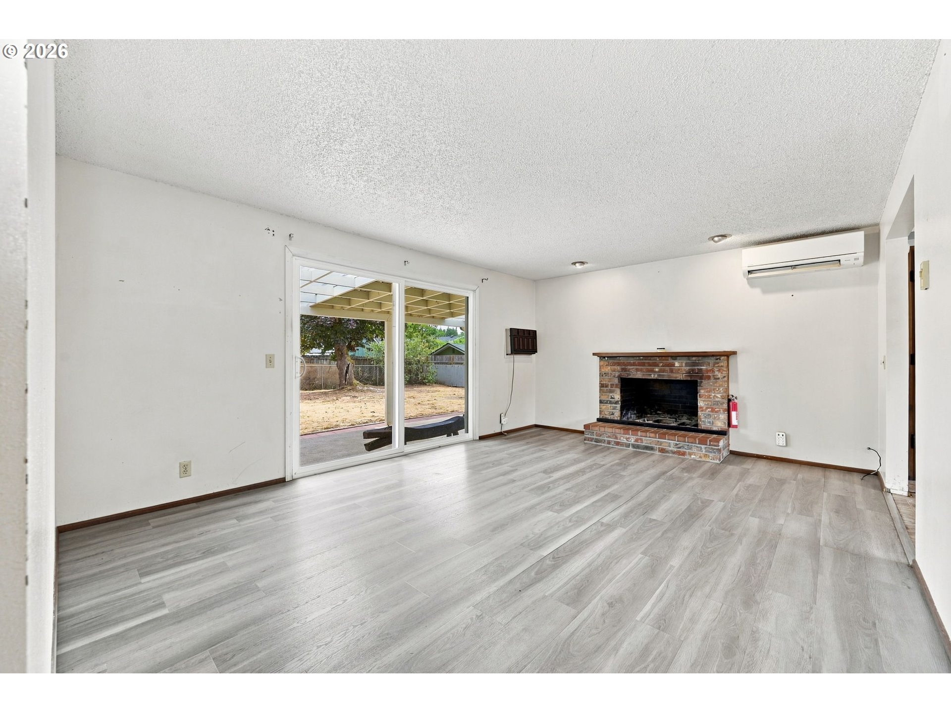 2040 Princeton Dr Property Photo 19