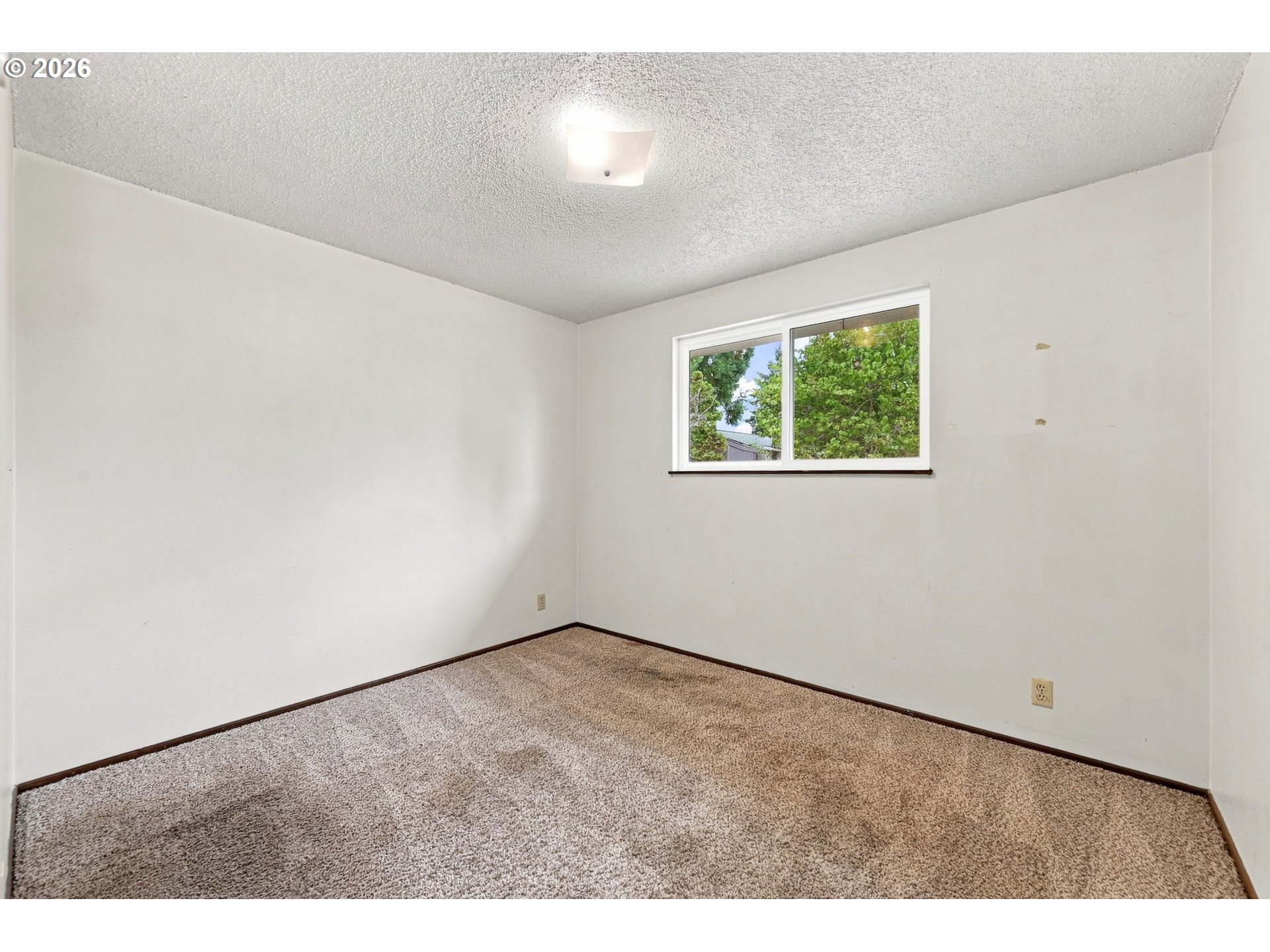 2040 Princeton Dr Property Photo 26