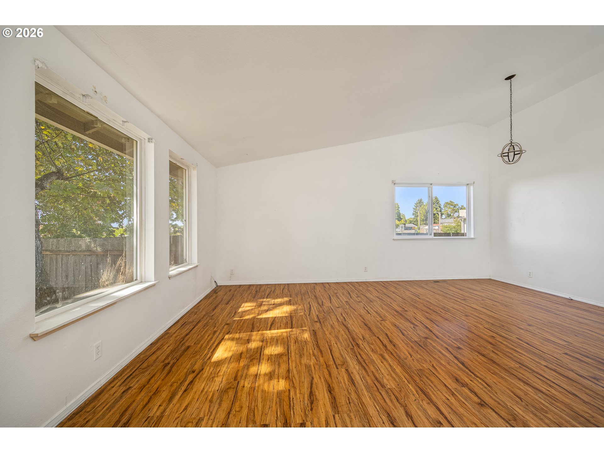 408 W Bishop Way Property Photo 5