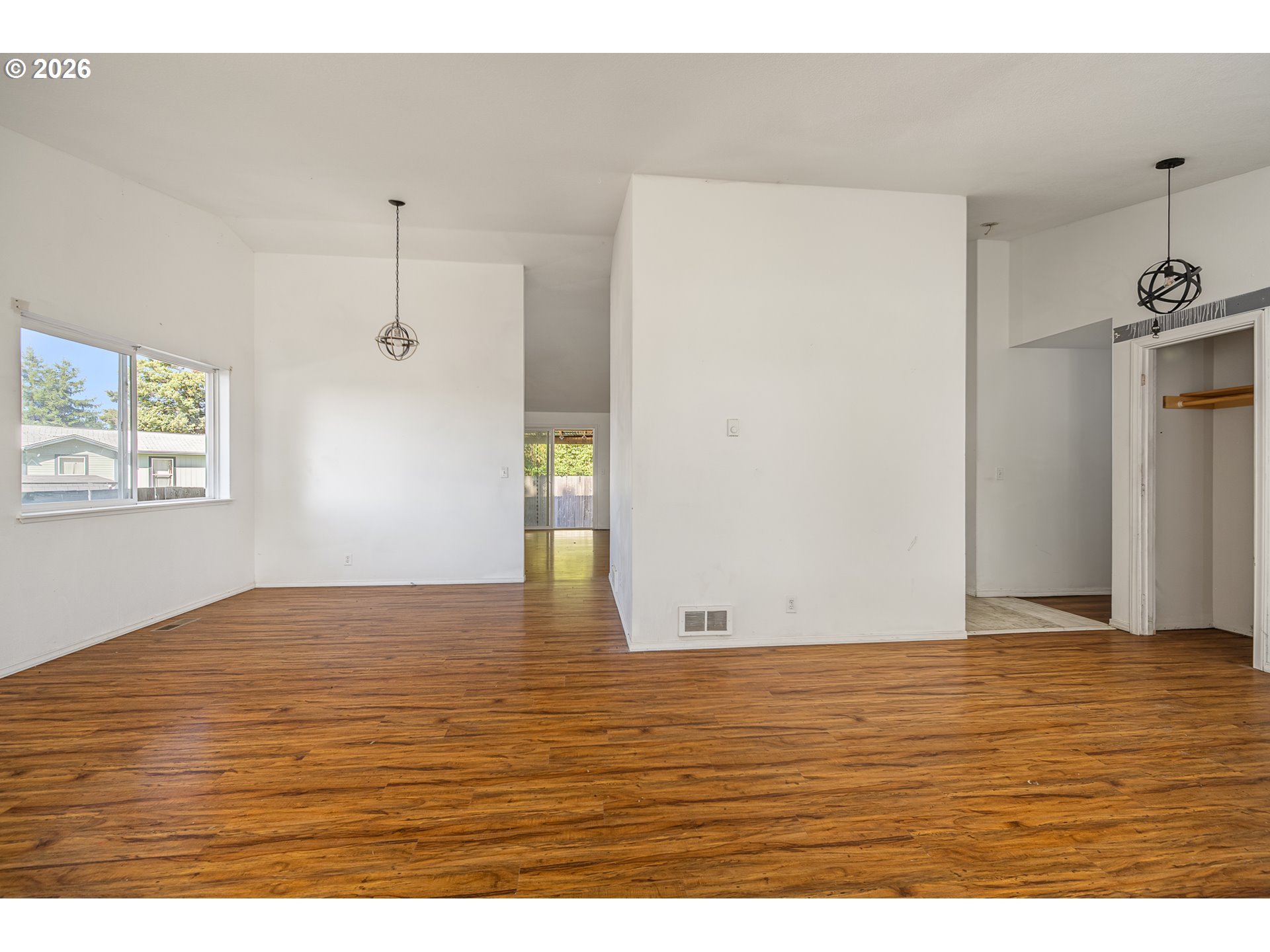 408 W Bishop Way Property Photo 6