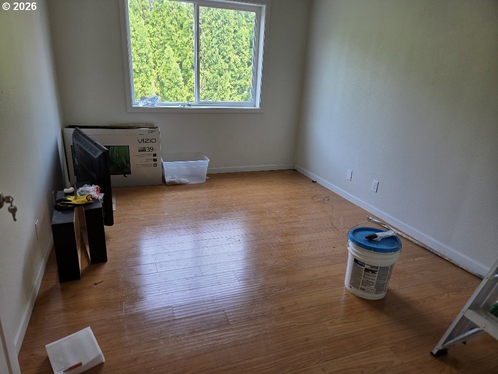 3843 River Rd N Property Photo 18