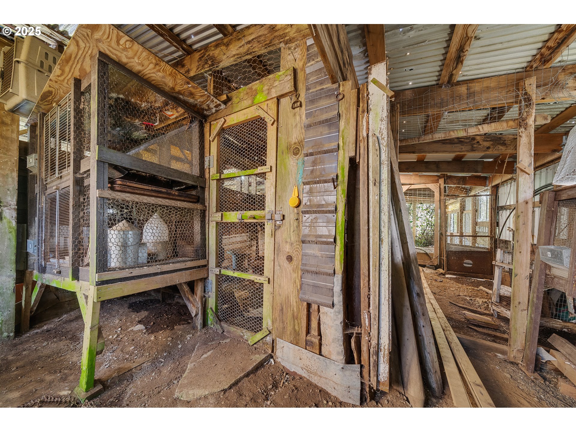 11605 Highway 101 Property Photo 24