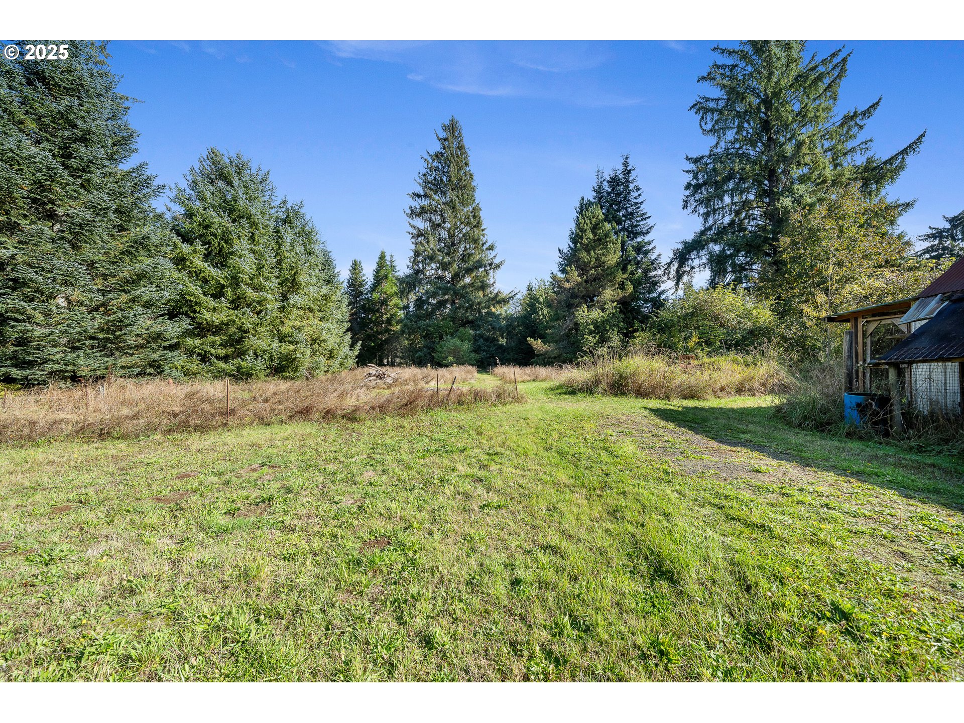 11605 Highway 101 Property Photo 27