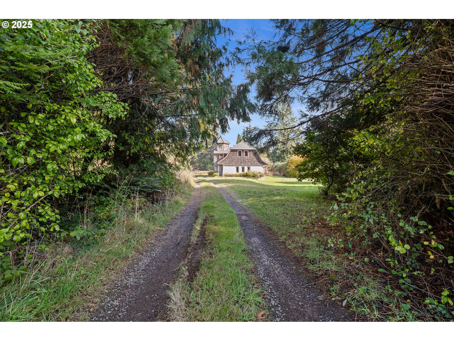 11605 Highway 101 Property Photo 31
