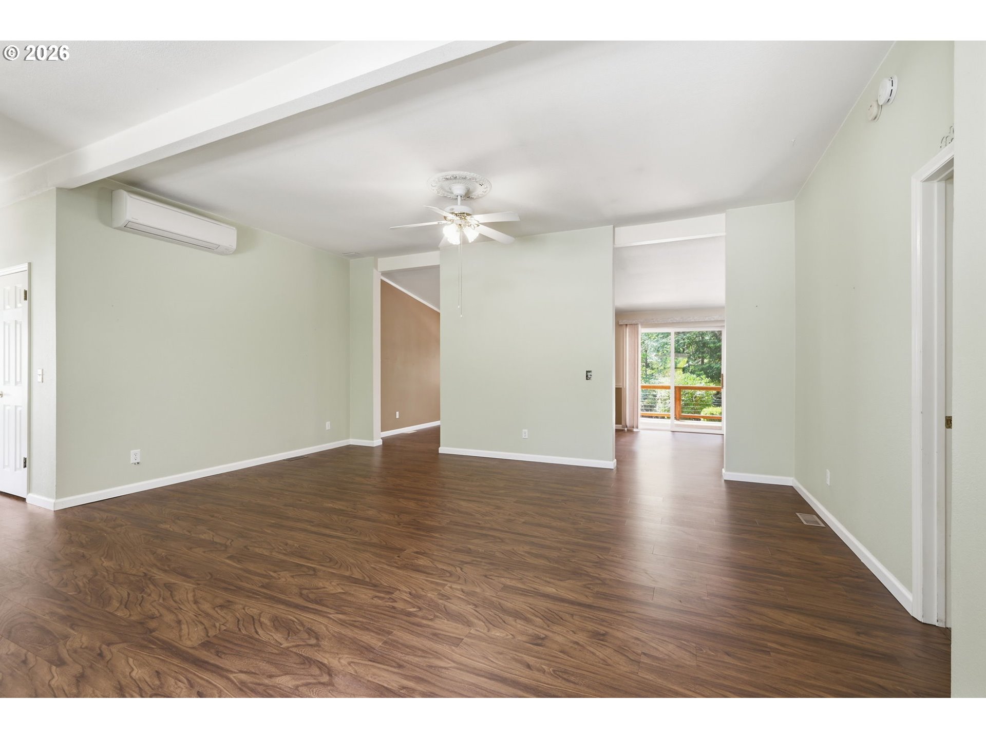 489 Sherwood Loop Property Photo 7