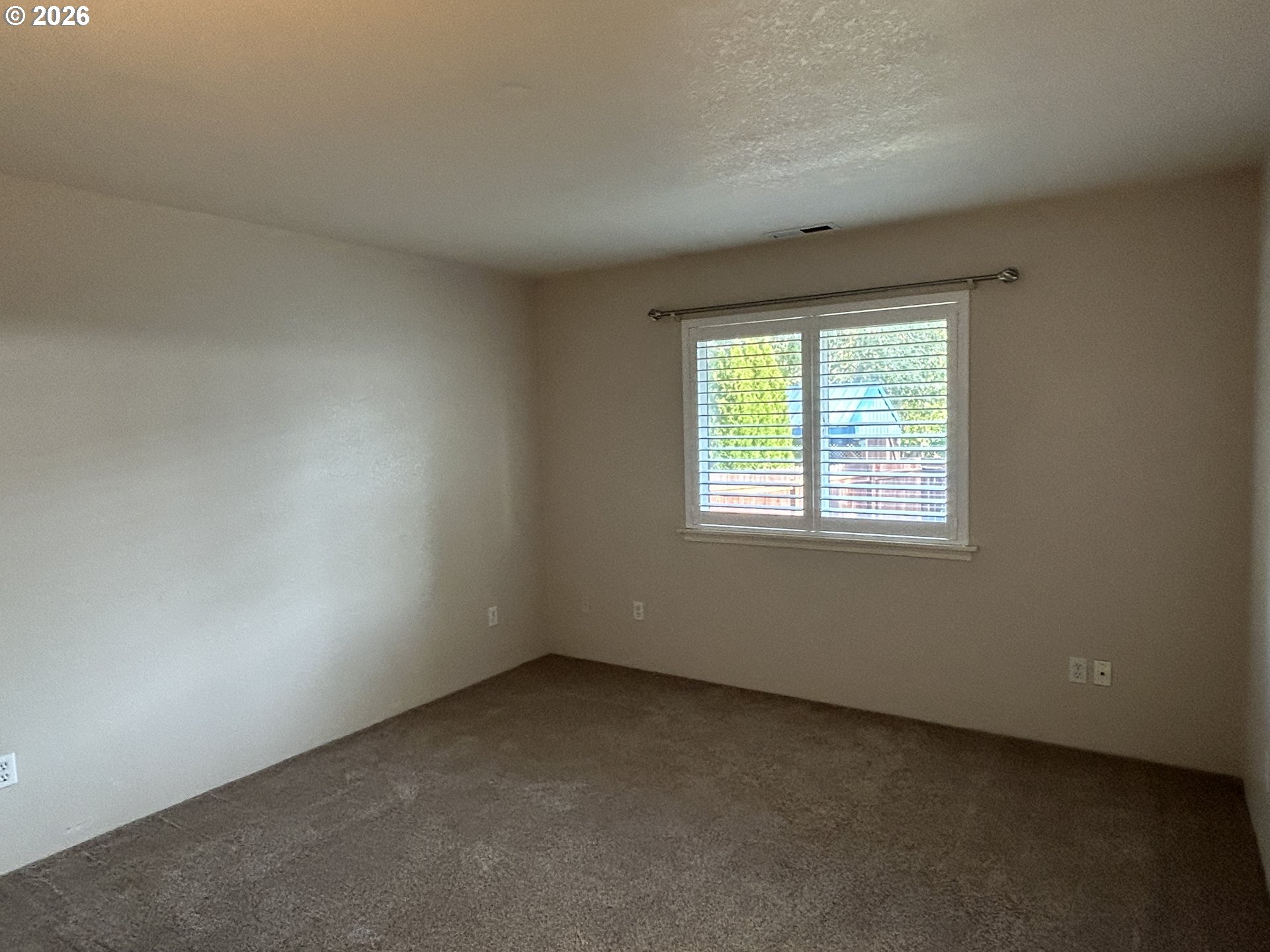 1202 E Second Ave Property Photo 14