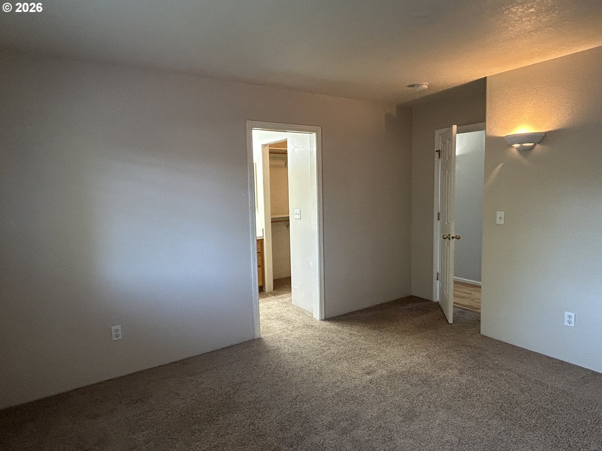 1202 E Second Ave Property Photo 16