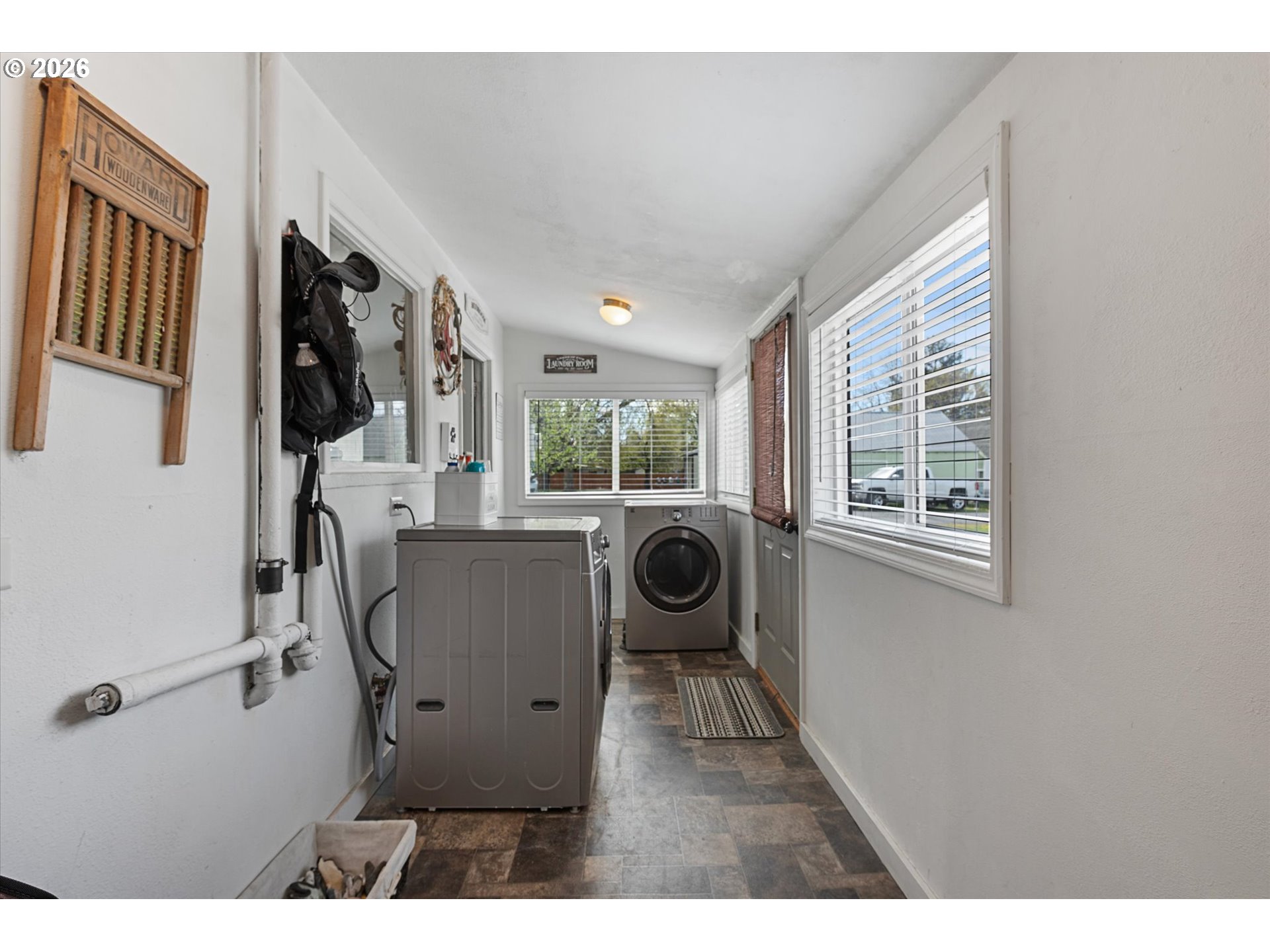 1020 N Bellwood Ave Property Photo 29