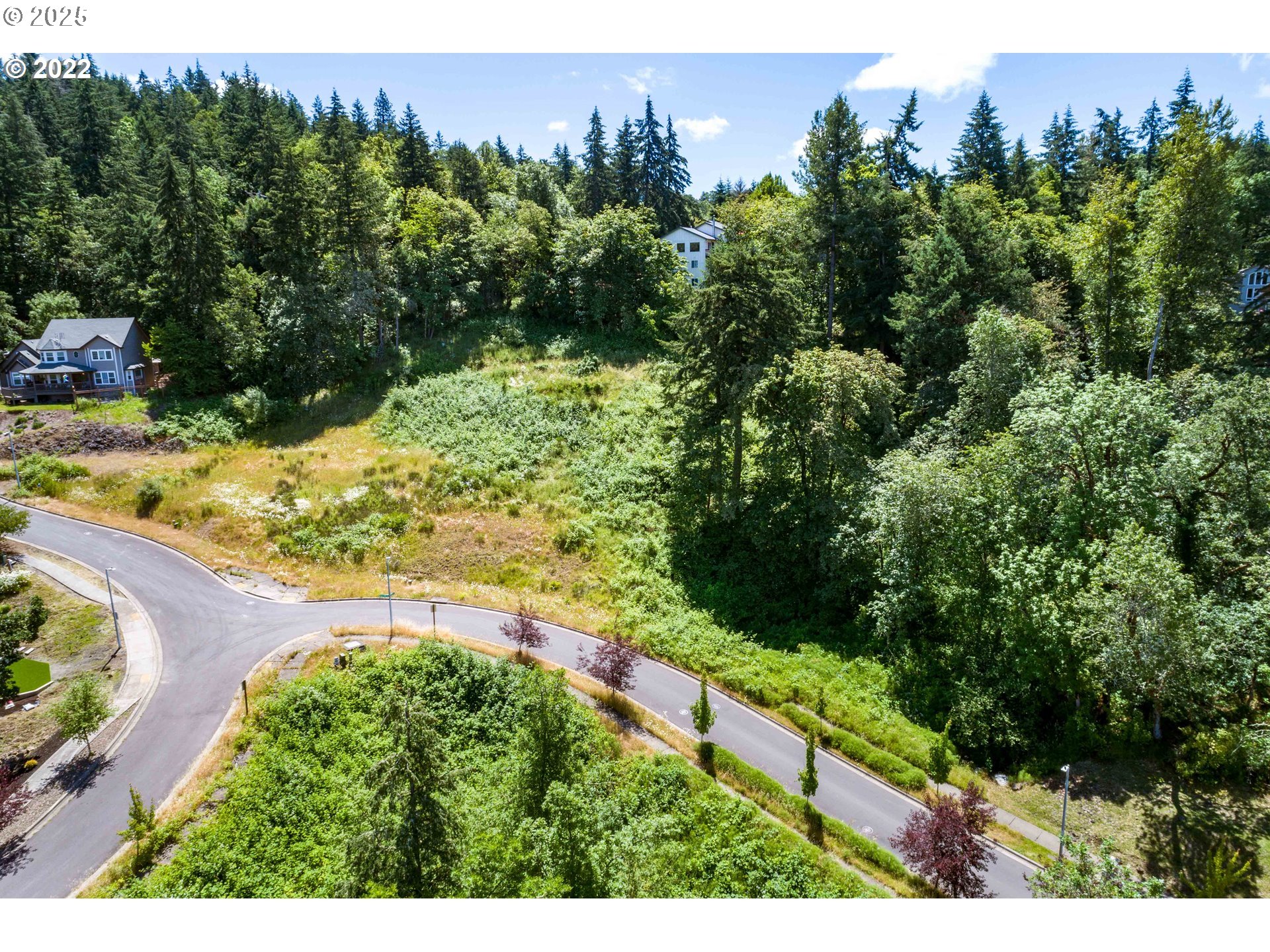 Aerie Park Property Photo 2