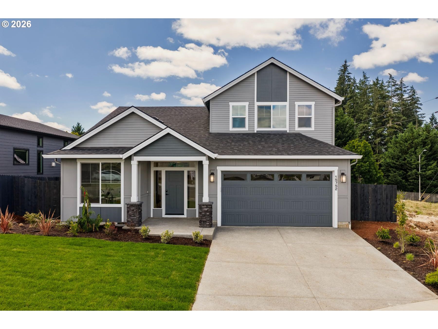 15752 Godon Way Property Photo 2