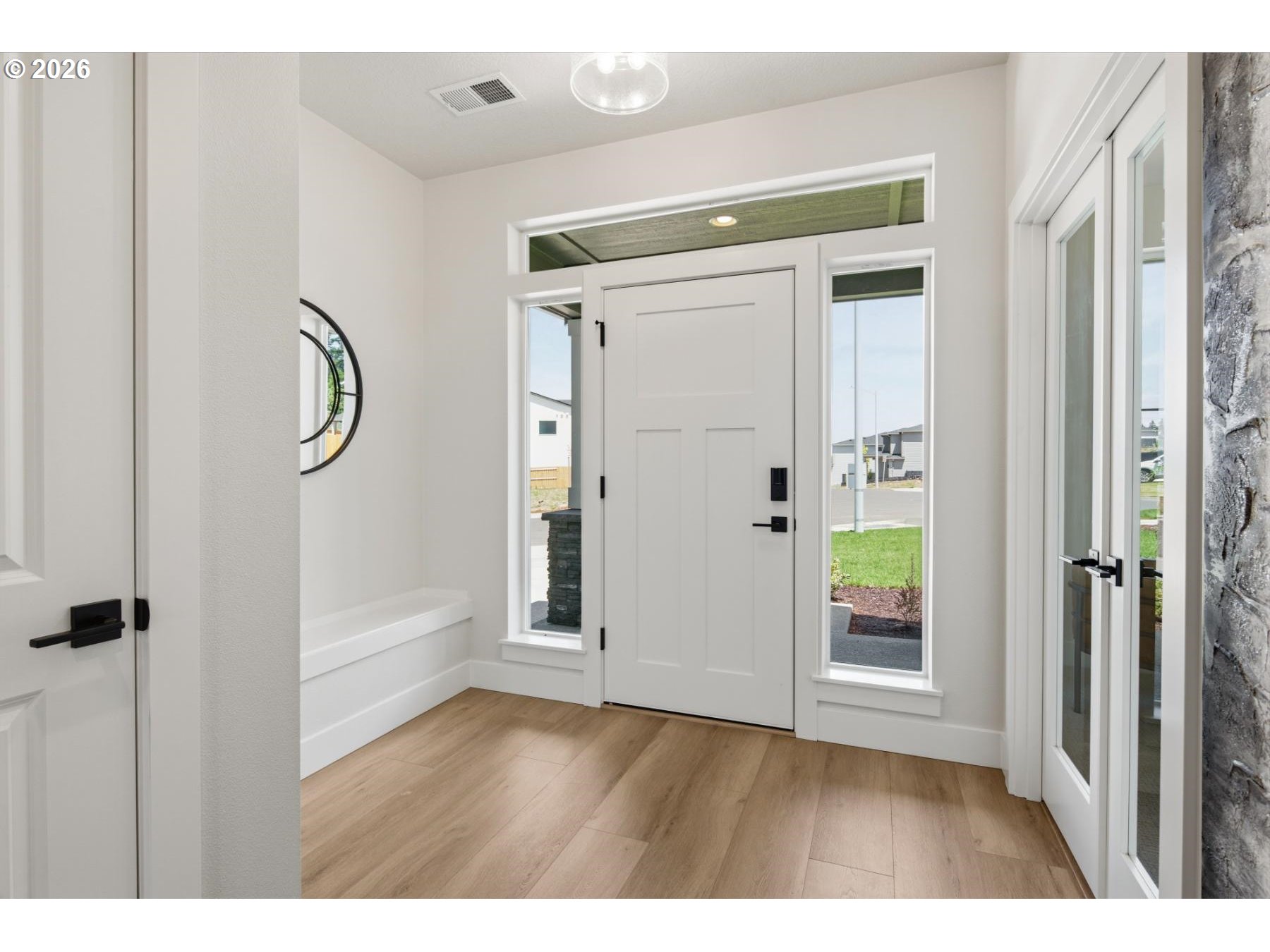 15752 Godon Way Property Photo 4