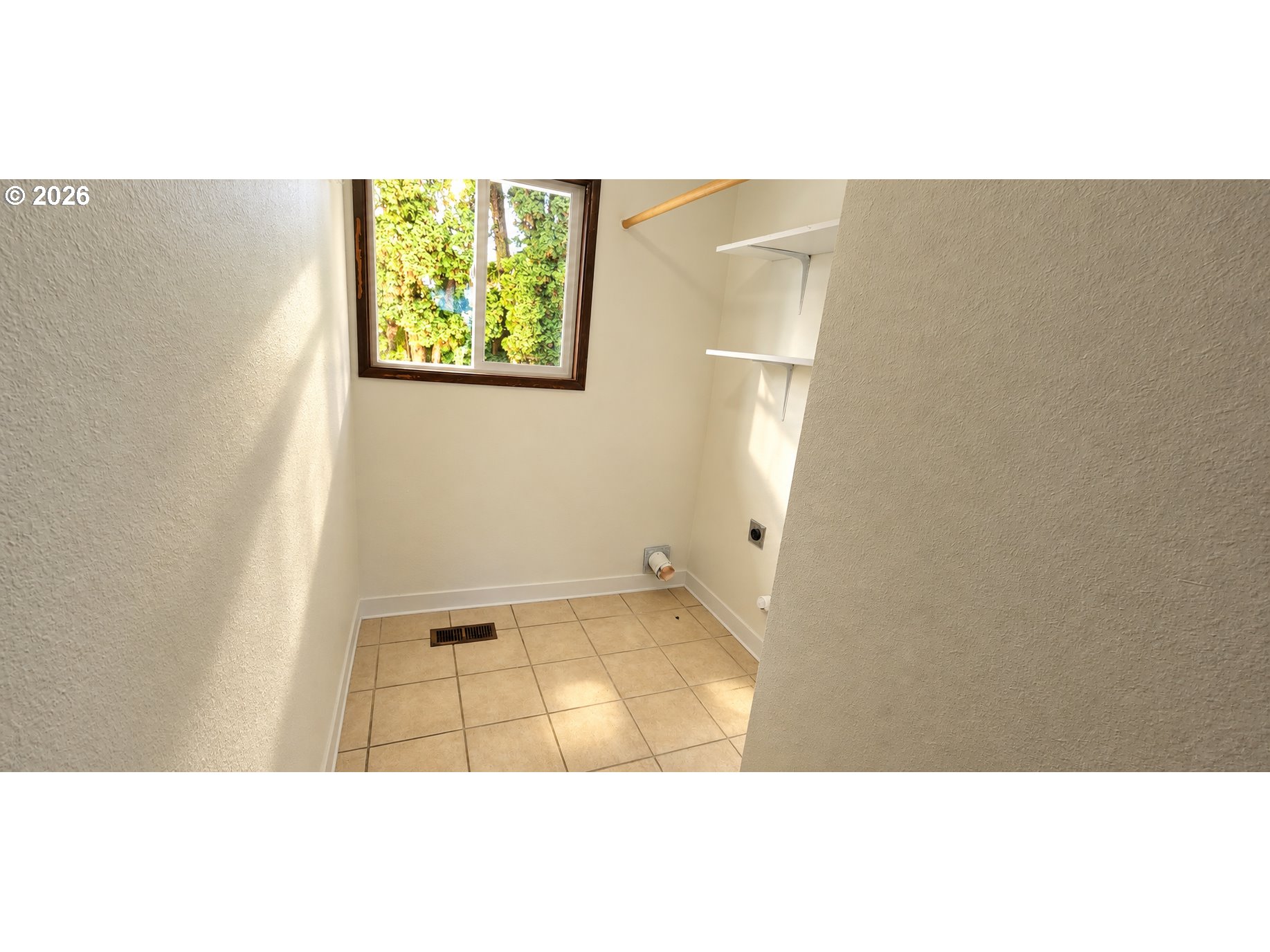 1045 Nw 180th Ave Property Photo 19