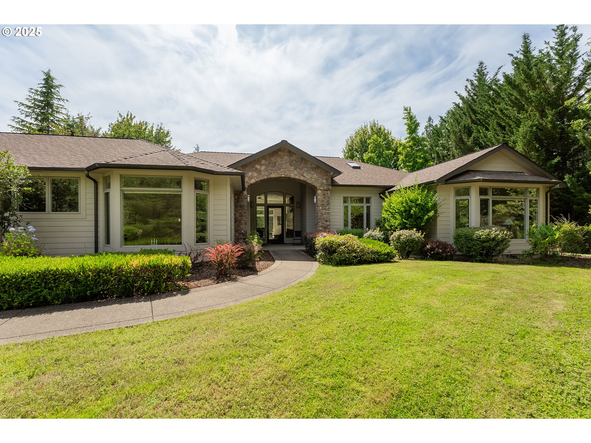 558 Wulff Ln Property Photo 1