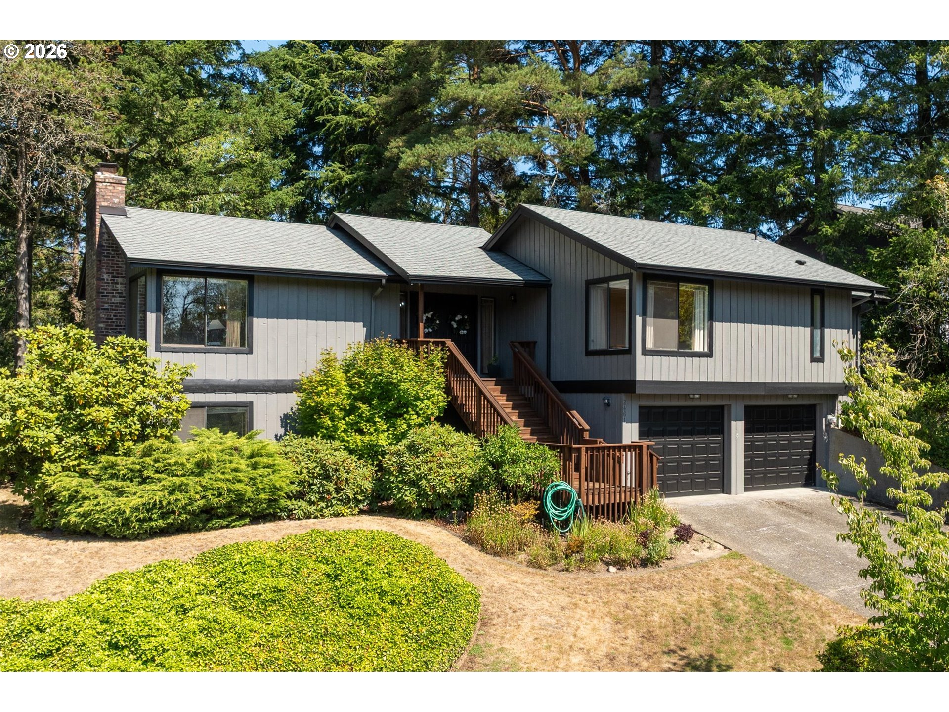 2461 Park Hill Dr Property Photo 1