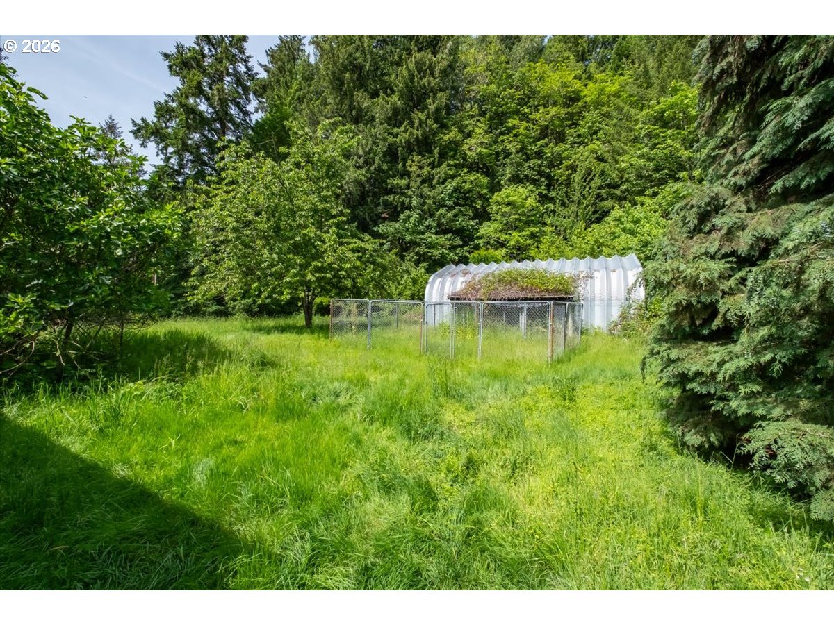 42521 N River Dr Property Photo 9
