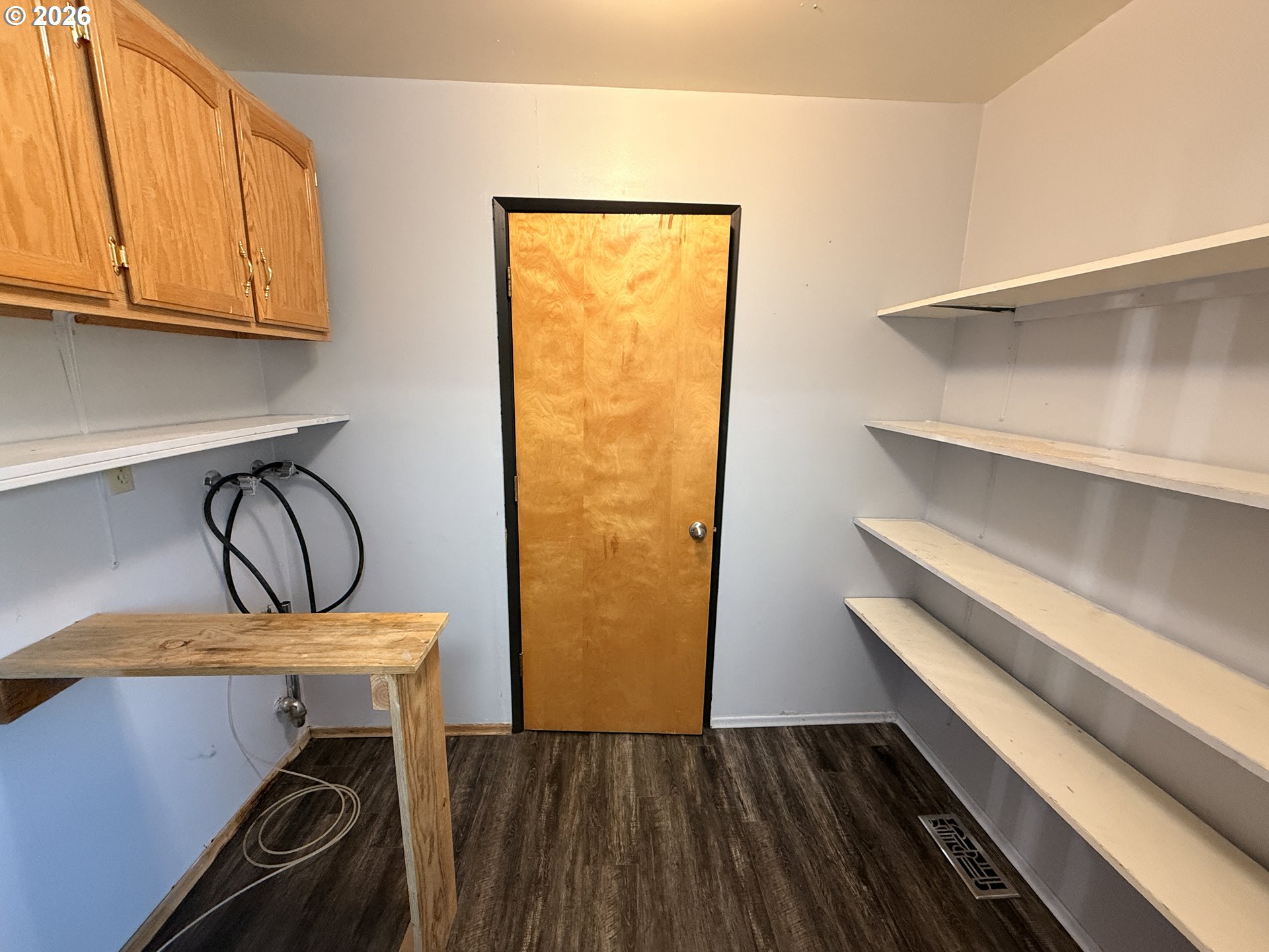 1638 Hines Blvd Property Photo 10