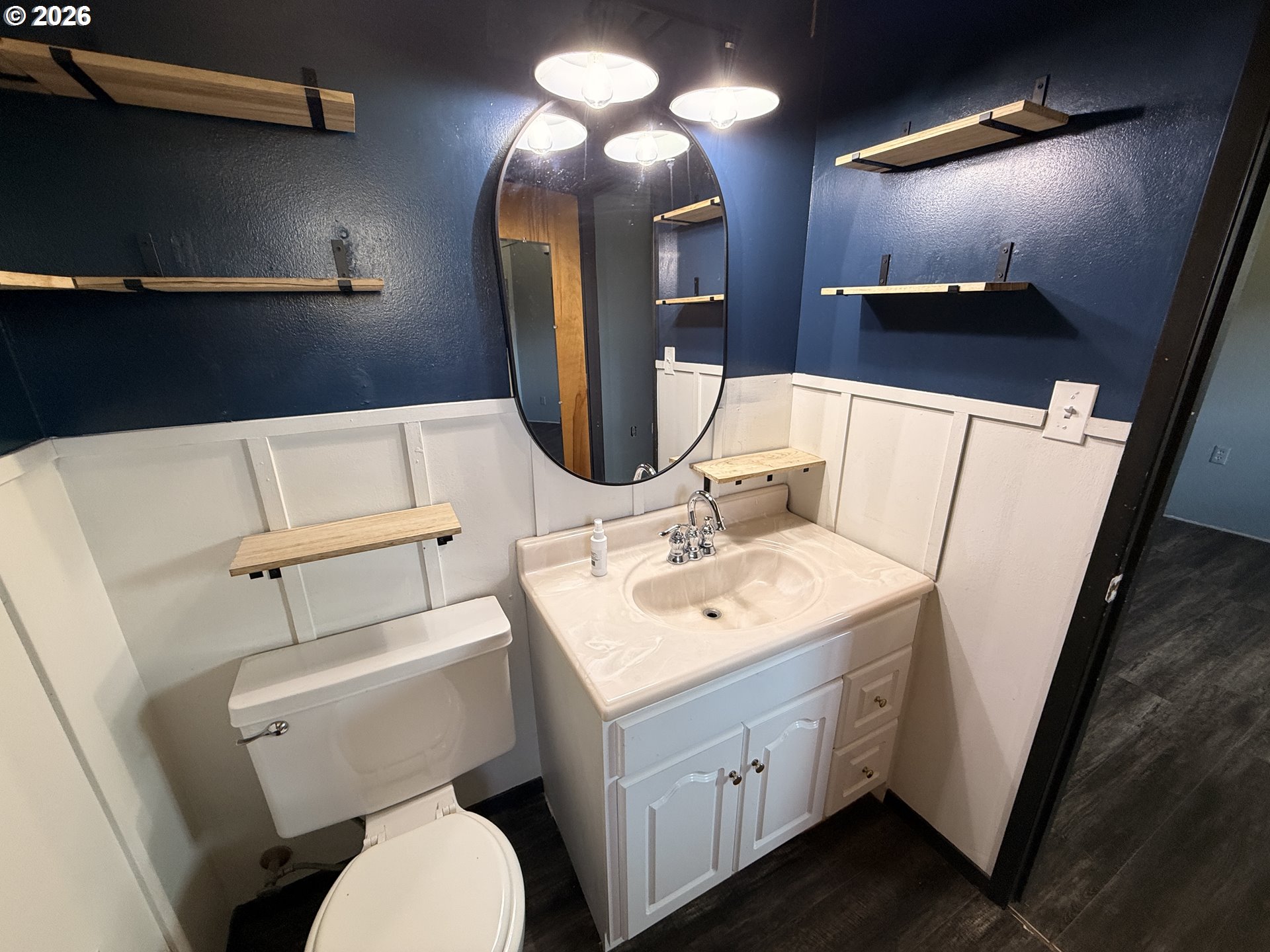 1638 Hines Blvd Property Photo 12