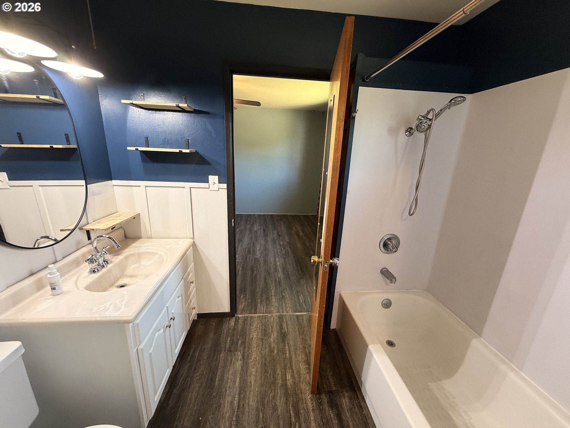 1638 Hines Blvd Property Photo 13