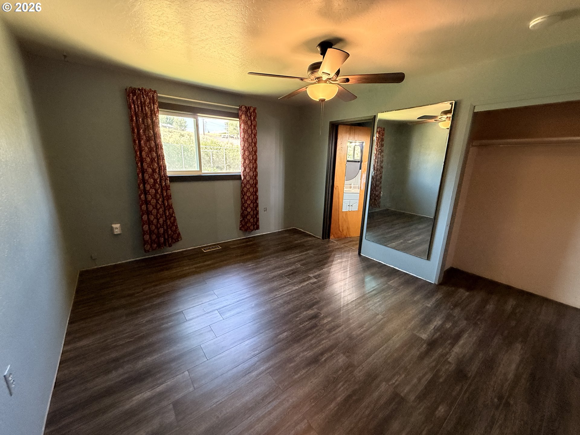 1638 Hines Blvd Property Photo 14