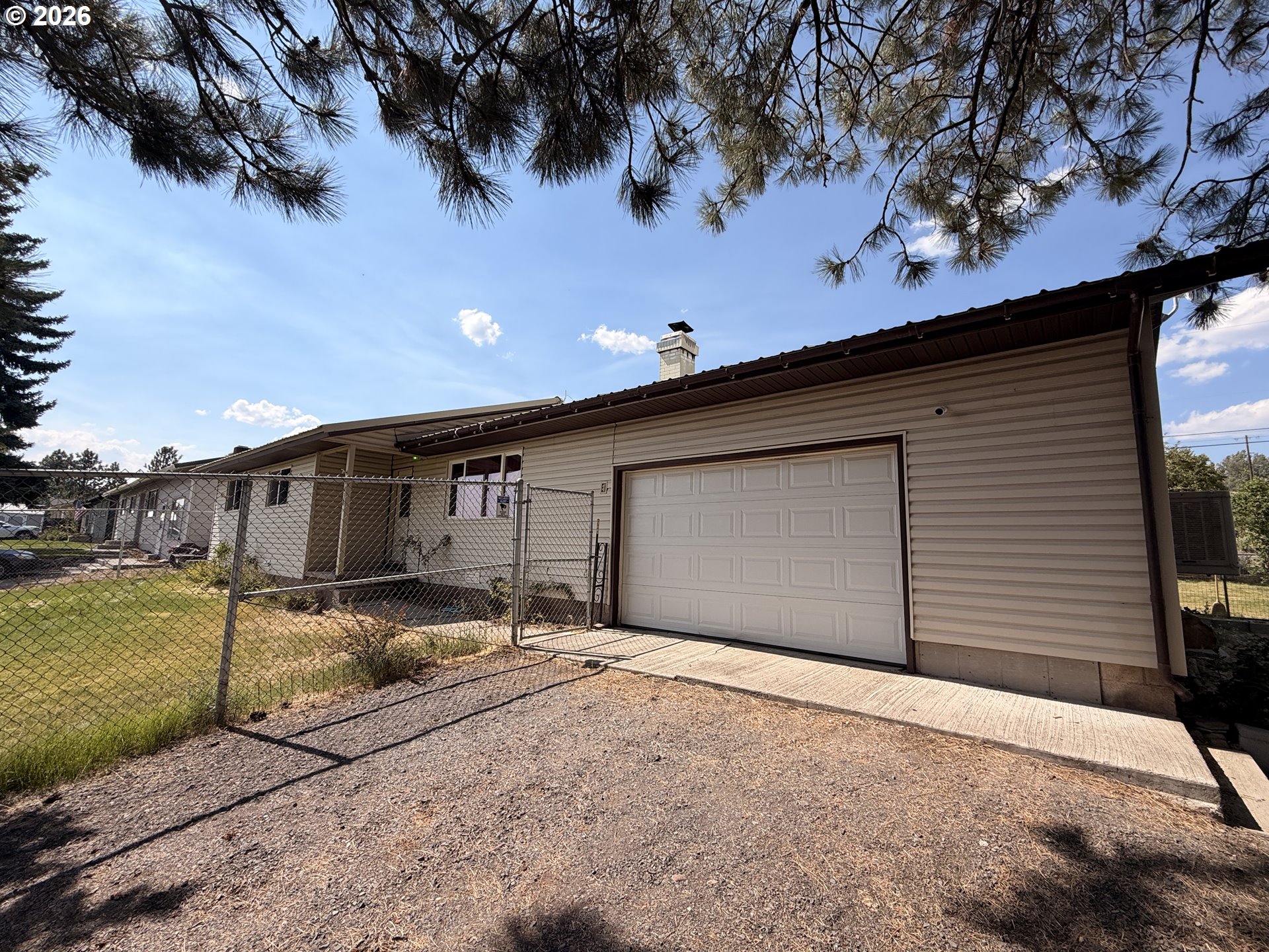 1638 Hines Blvd Property Photo 20