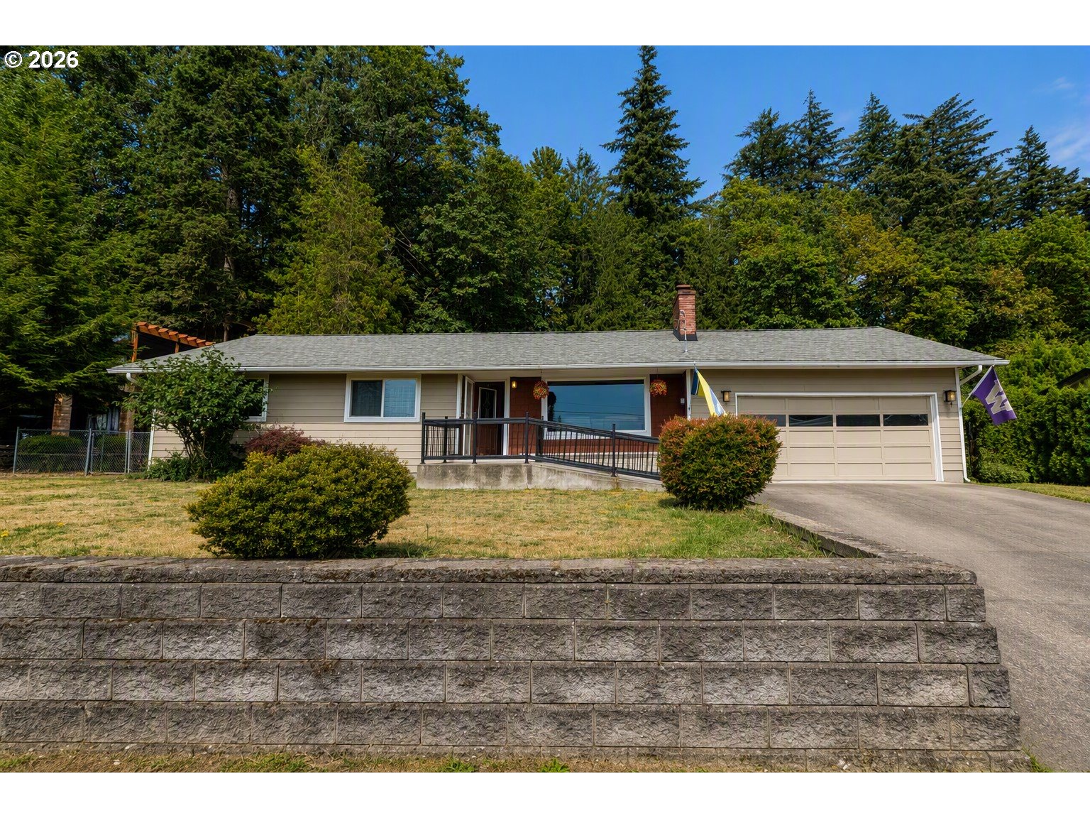 2302 CEDAR PL Property Photo 1