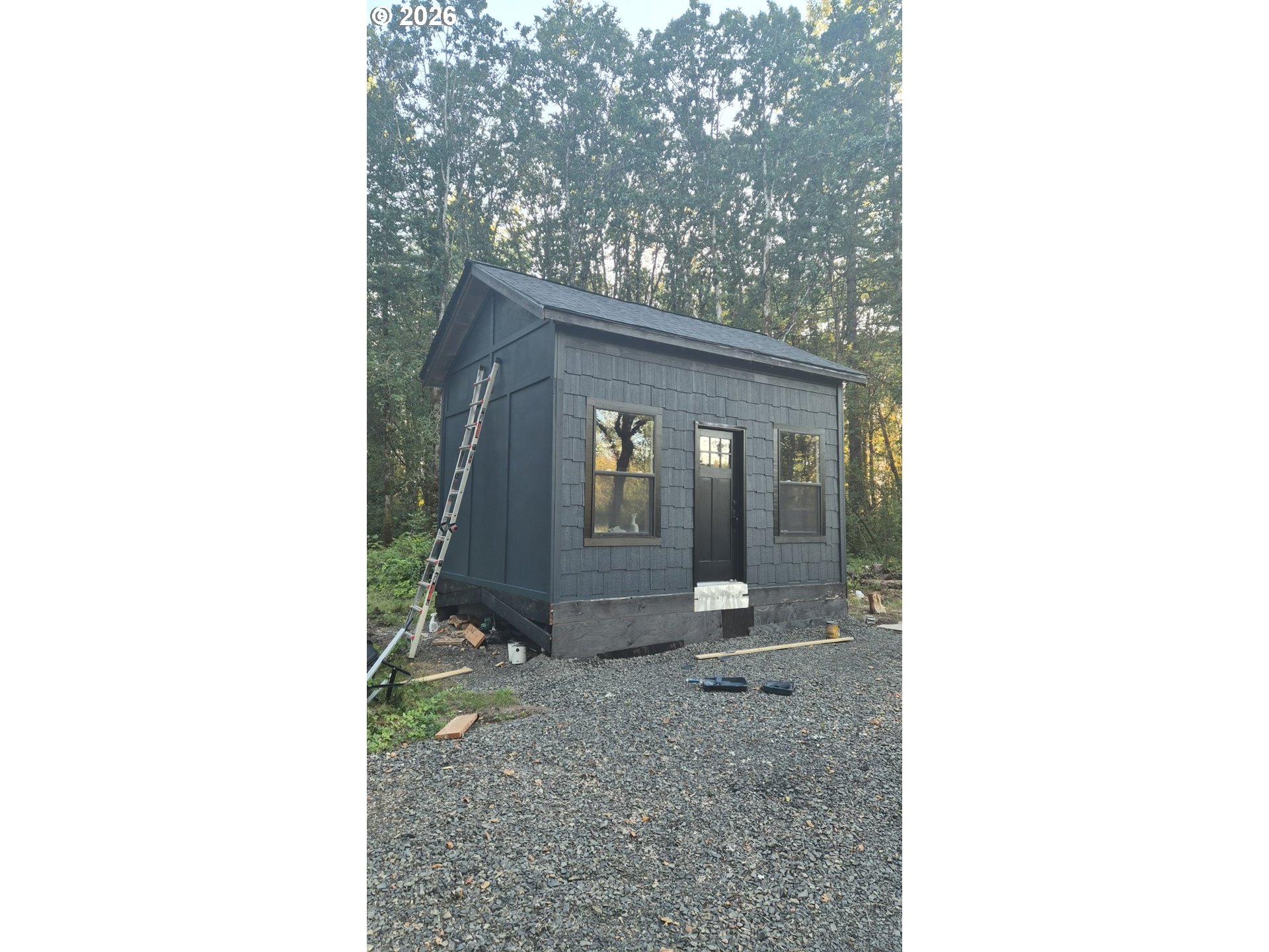 209 Frost Rd Property Photo 3