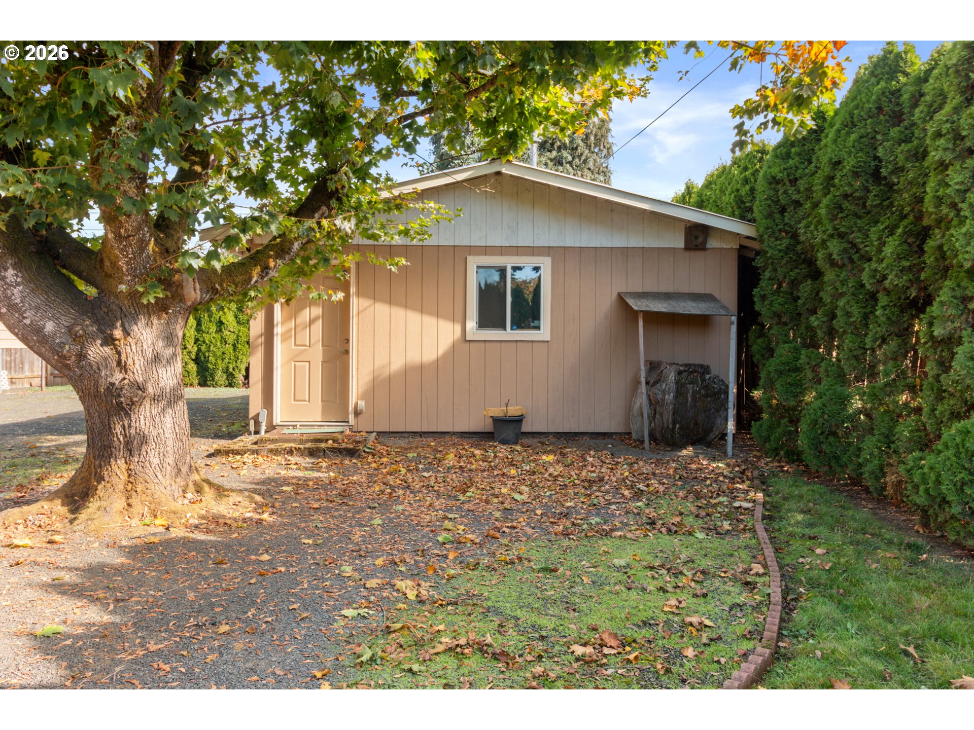 475 Pinedale Ave Property Photo 35