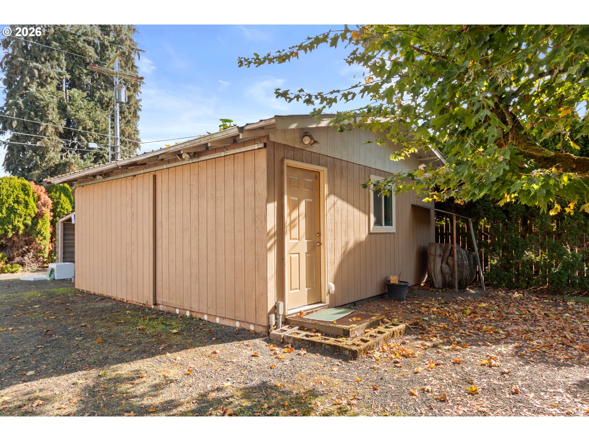 475 Pinedale Ave Property Photo 38